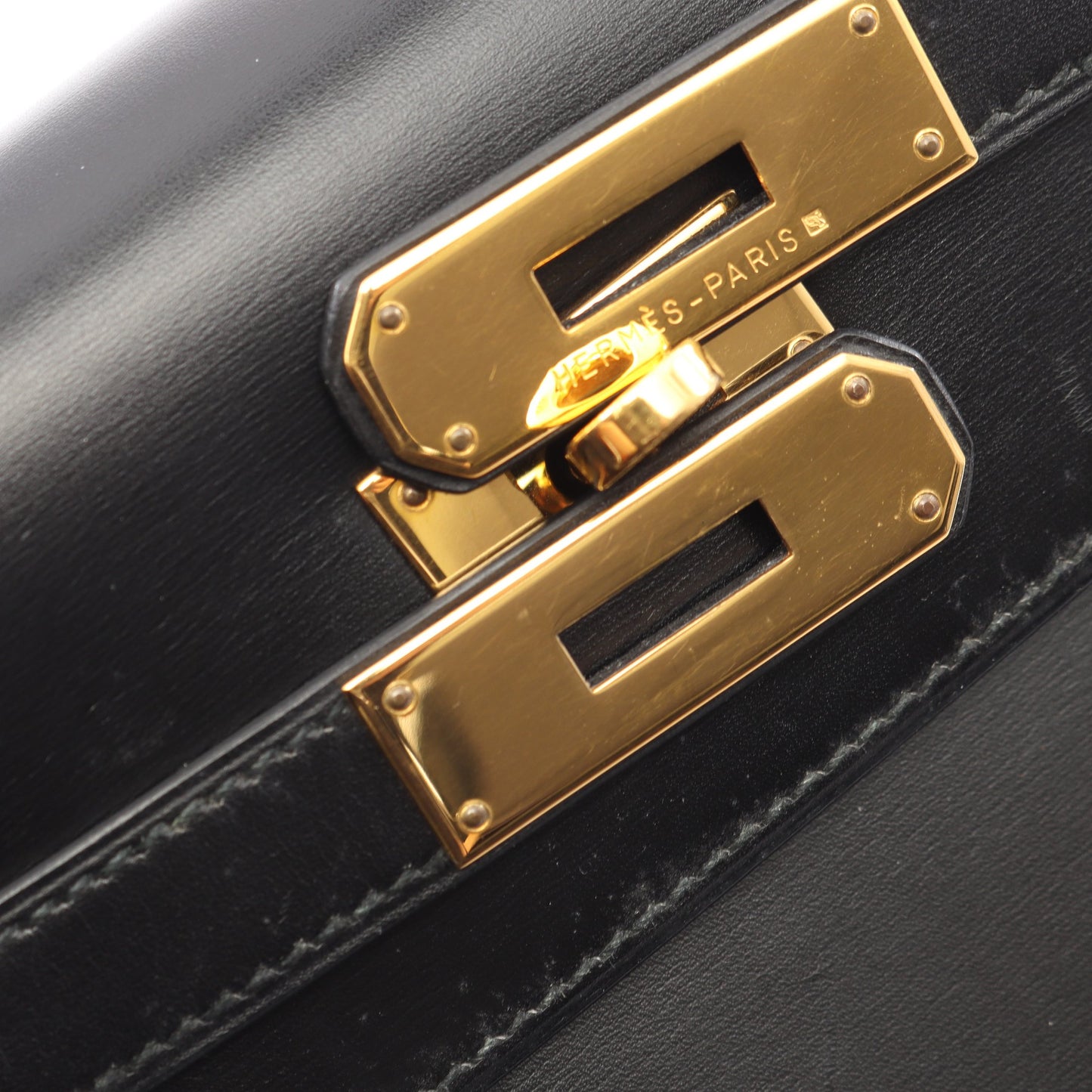 ケリー32 外縫い 2WAY ハンドバッグ ボックスカーフ ブラック ゴールド金具 ○Y刻印 エルメス バッグ HERMES