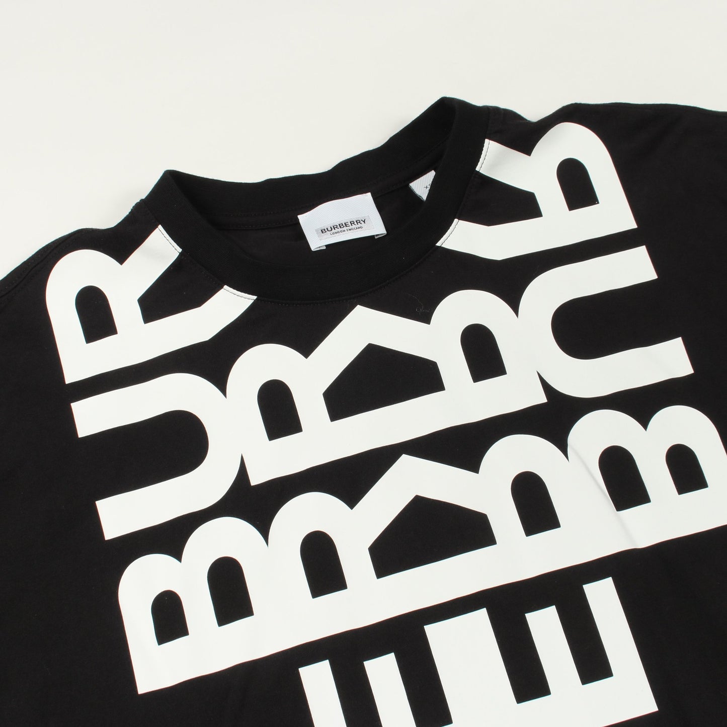 ロゴプリント 半袖Tシャツ コットン ブラック バーバリー トップス BURBERRY