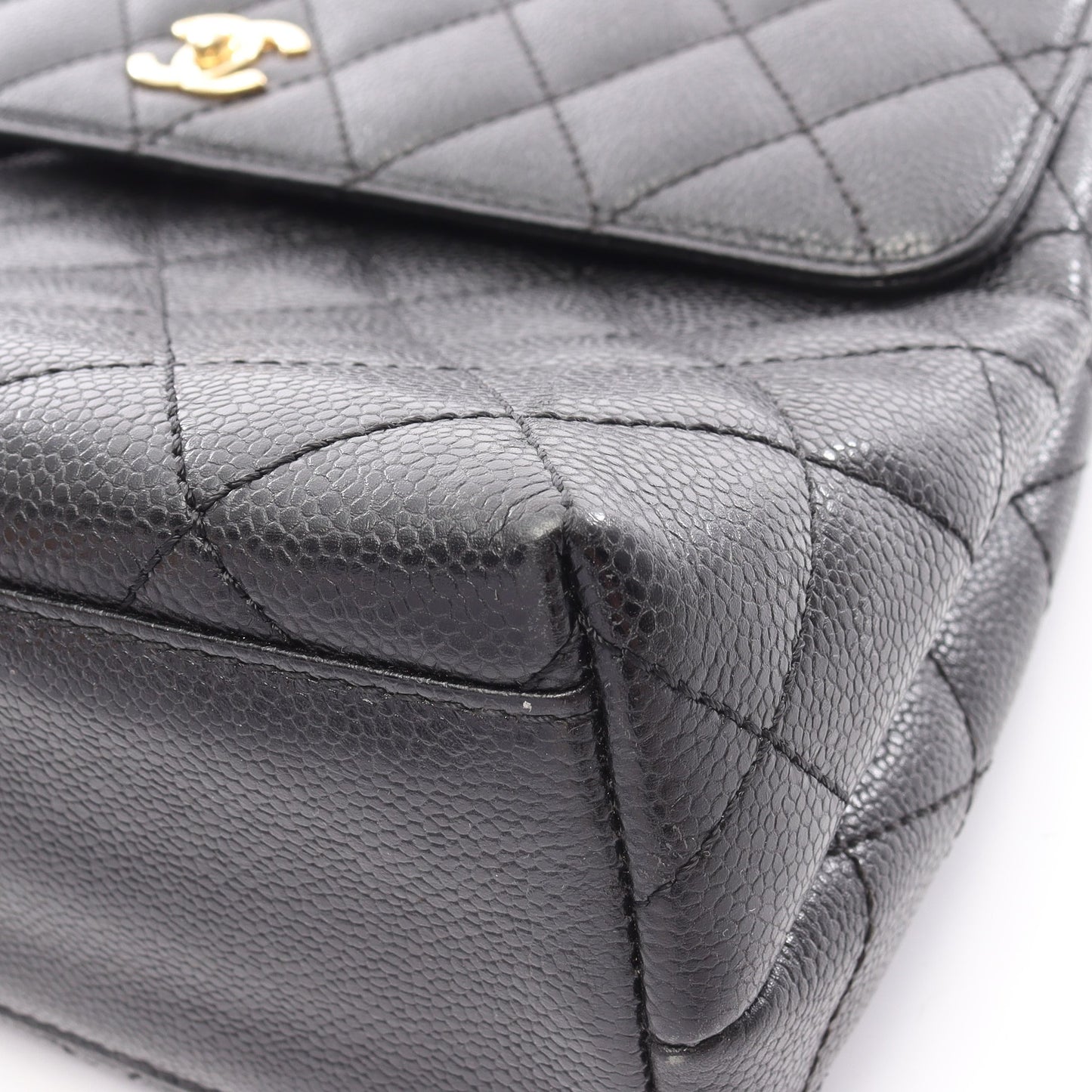 マトラッセ ハンドバッグ キャビアスキン ブラック ゴールド金具 シャネル バッグ CHANEL
