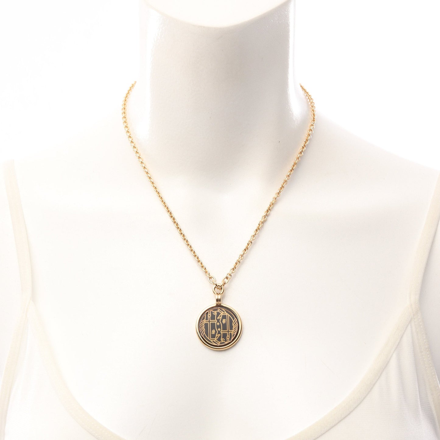 メダイユ カドリージュPM ネックレス GP ゴールド ブラック エルメス アクセサリー HERMES