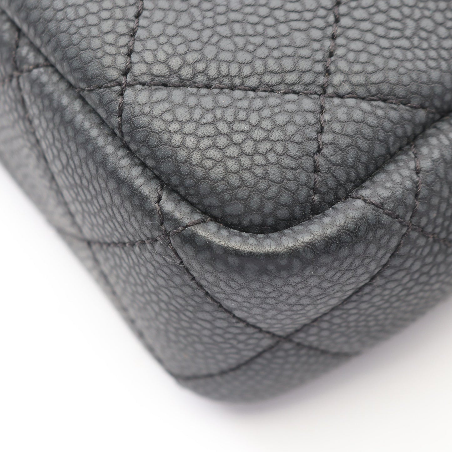 マトラッセ チェーンショルダーバッグ キャビアスキン グレー ゴールド金具 シャネル バッグ CHANEL