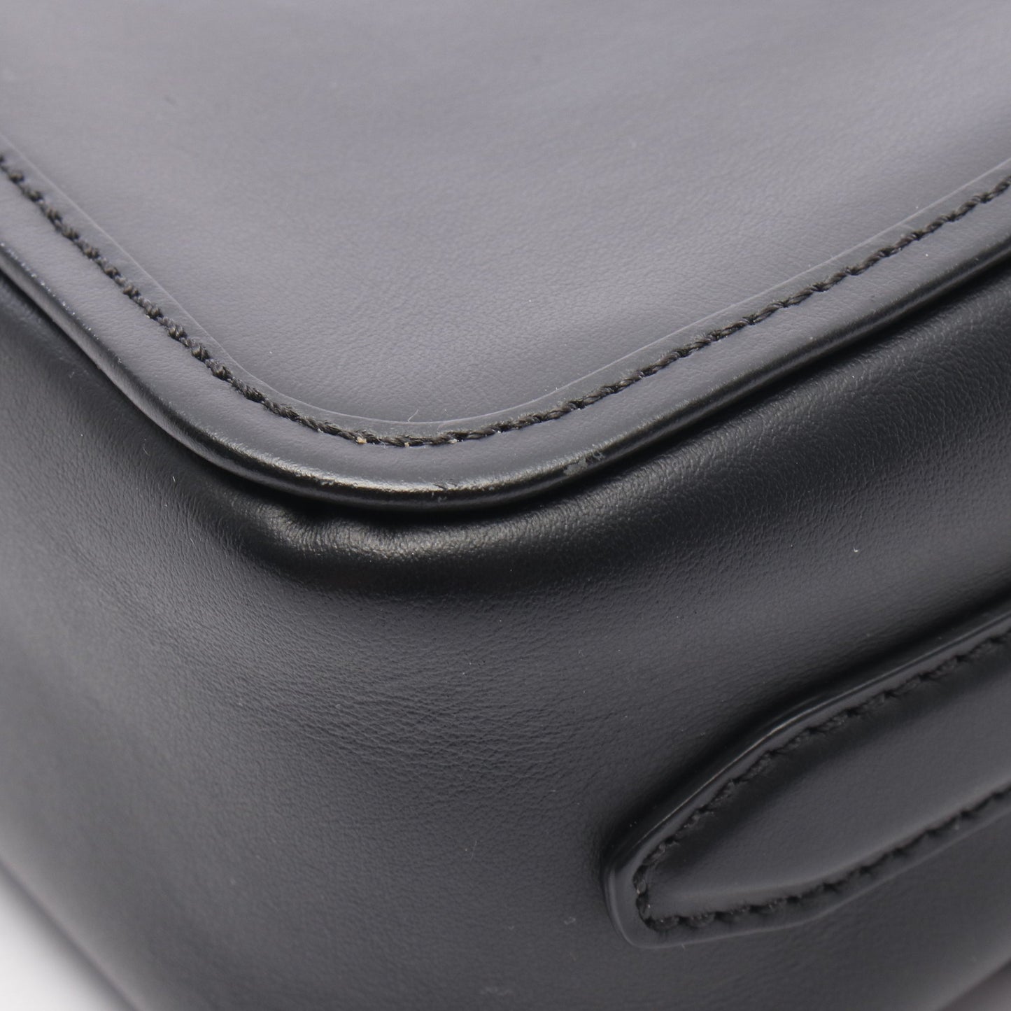 CAM キャム エフ イズ ショルダーバッグ レザー ブラック フェンディ バッグ FENDI