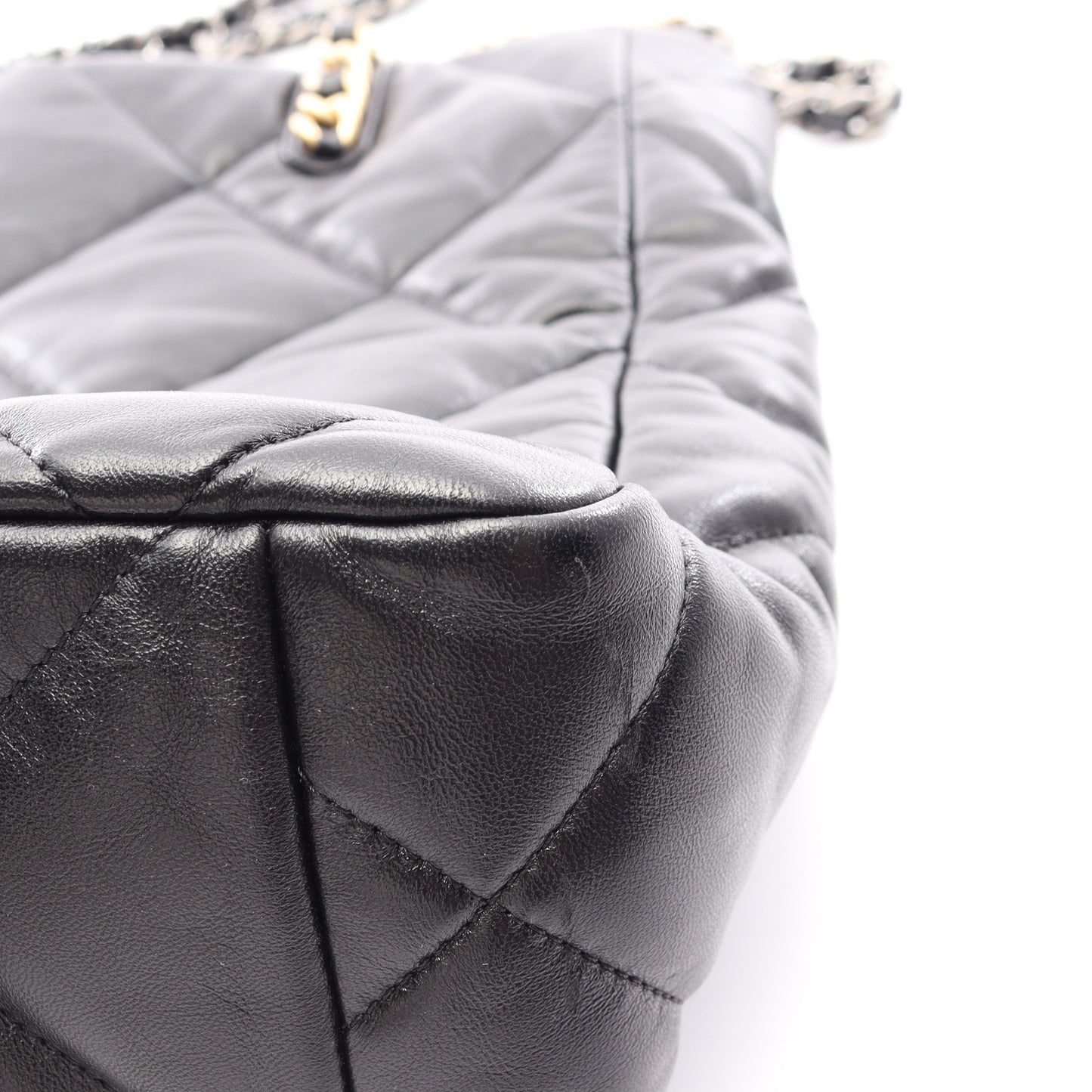 シャネル 19 コンビ金具 チェーンショルダーバッグ ラムスキン ブラック シャネル バッグ CHANEL