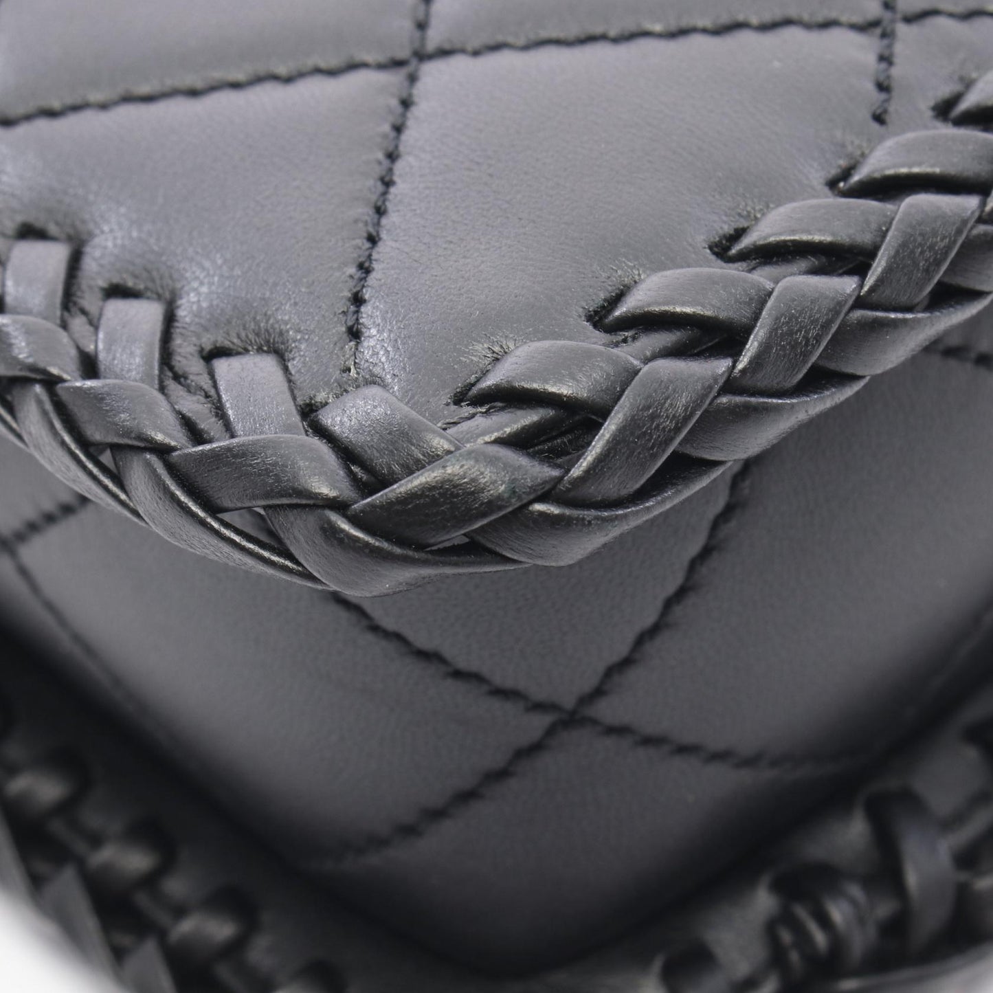 マトラッセ フルフラップ チェーンショルダーバッグ ラムスキン ブラック ゴールド金具 シャネル バッグ CHANEL