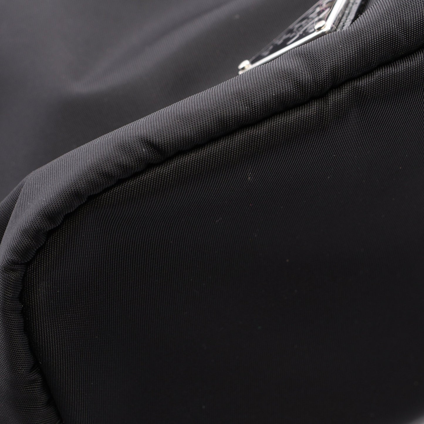 Re-Nylon ポーチ ナイロン サフィアーノレザー ブラック プラダ