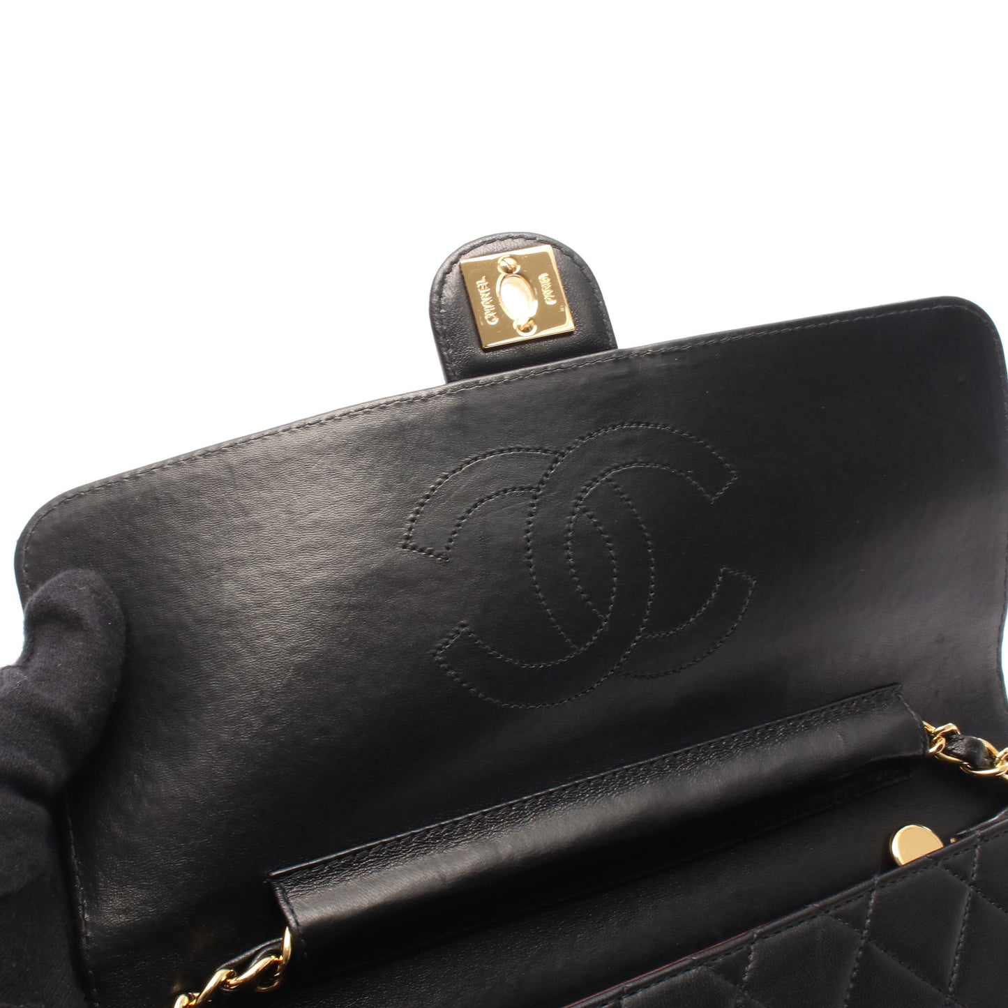 マトラッセ シングルフラップ チェーンショルダーバッグ ラムスキン ブラック ゴールド金具 シャネル バッグ CHANEL