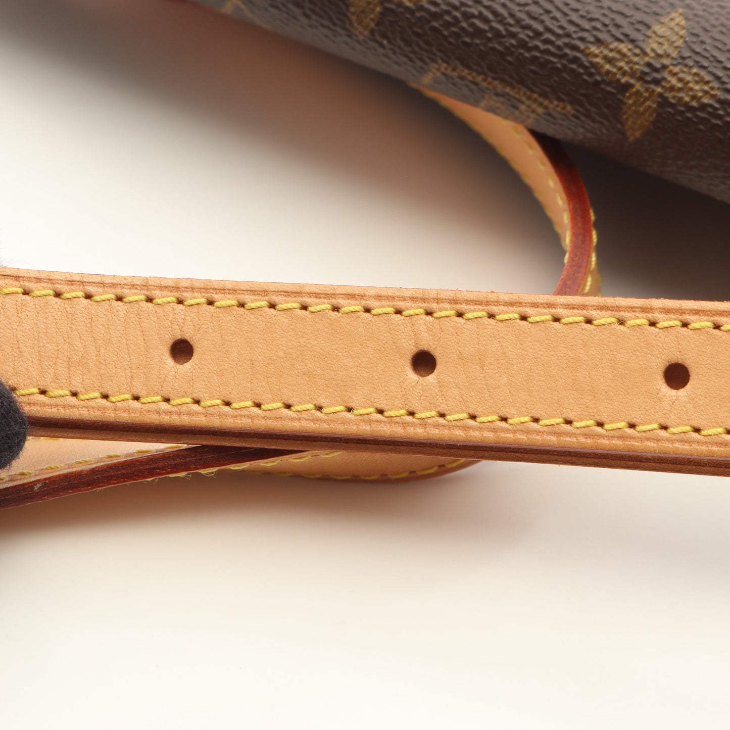 ミュゼットタンゴ ショートストラップ モノグラム ショルダーバッグ PVC レザー ブラウン ルイヴィトン バッグ LOUIS VUITTON