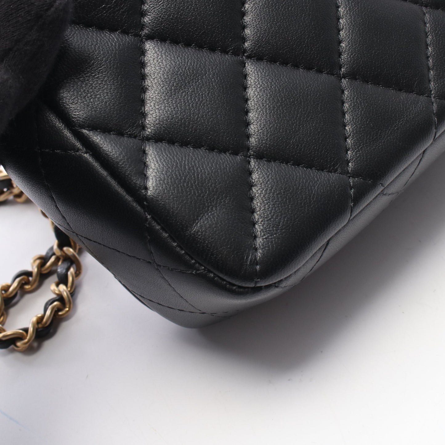 マトラッセ チェーンショルダーバッグ ラムスキン ブラック ゴールド金具 シャネル バッグ CHANEL