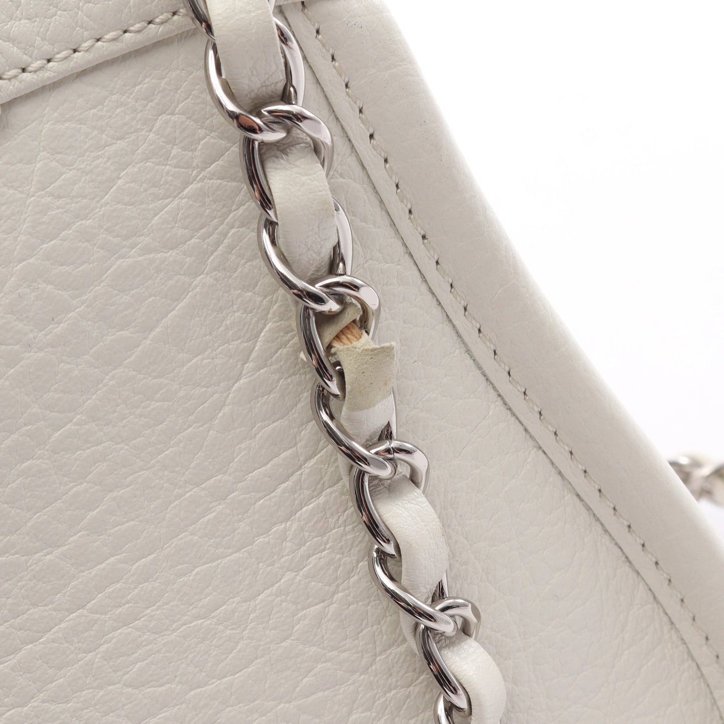 2.55 チェーンショルダーバッグ レザー ホワイト シルバー金具 シャネル バッグ CHANEL