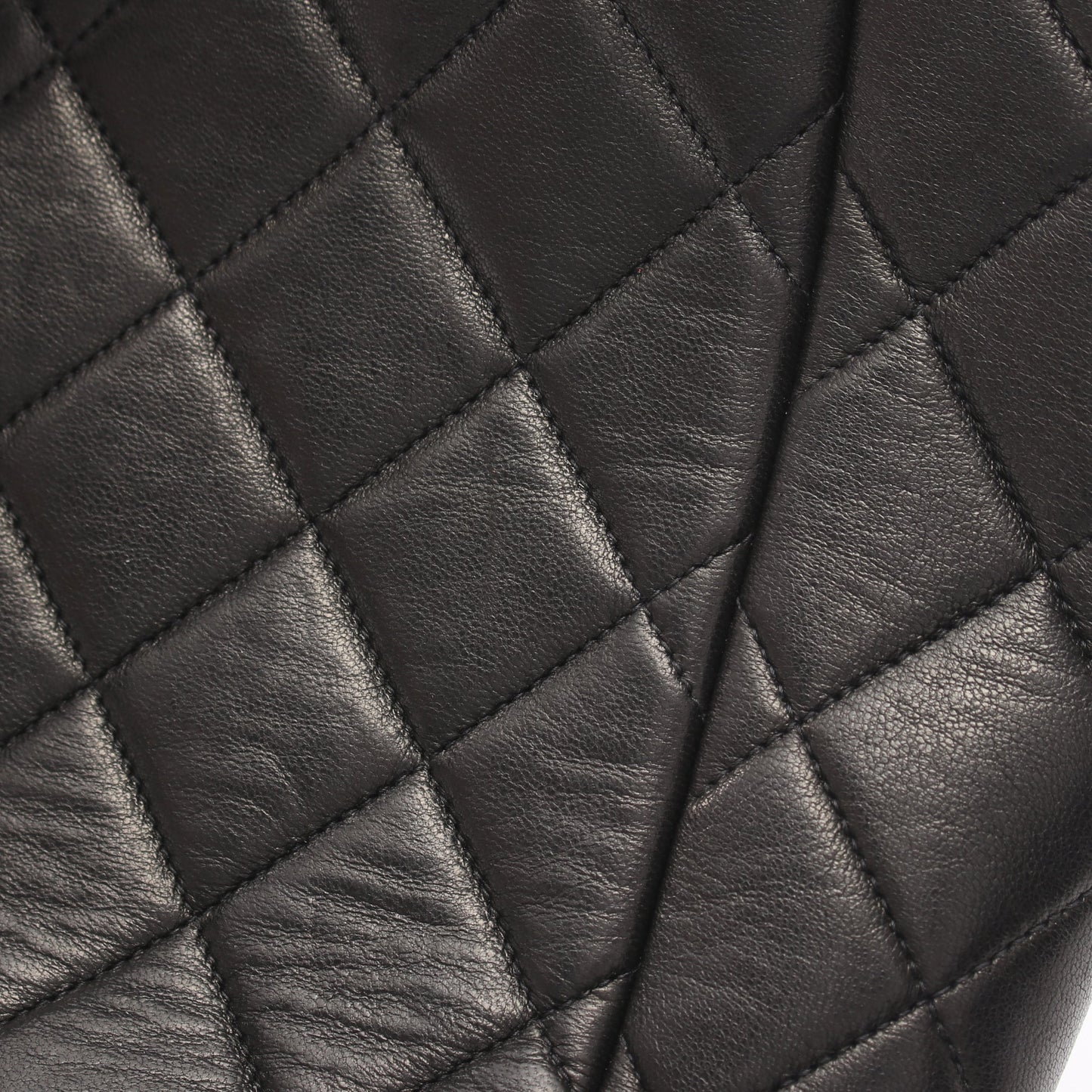 マトラッセ ターンロック チェーン バックパック リュックサック ラムスキン ブラック ゴールド金具 シャネル バッグ CHANEL