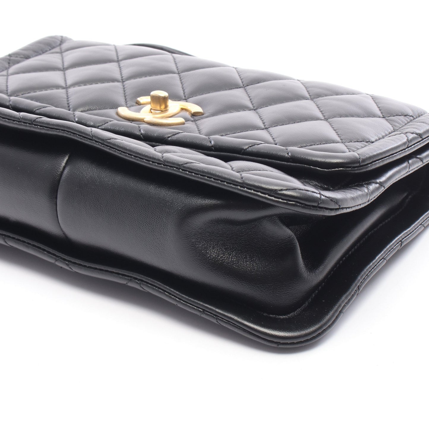 マトラッセ チェーンショルダーバッグ ラムスキン ブラック ゴールド金具 シャネル バッグ CHANEL