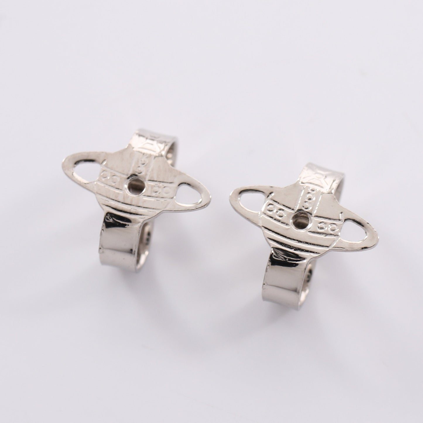 METAL MINI BAS RELIEF ピアス ラインストーン シルバー ヴィヴィアンウエストウッド
