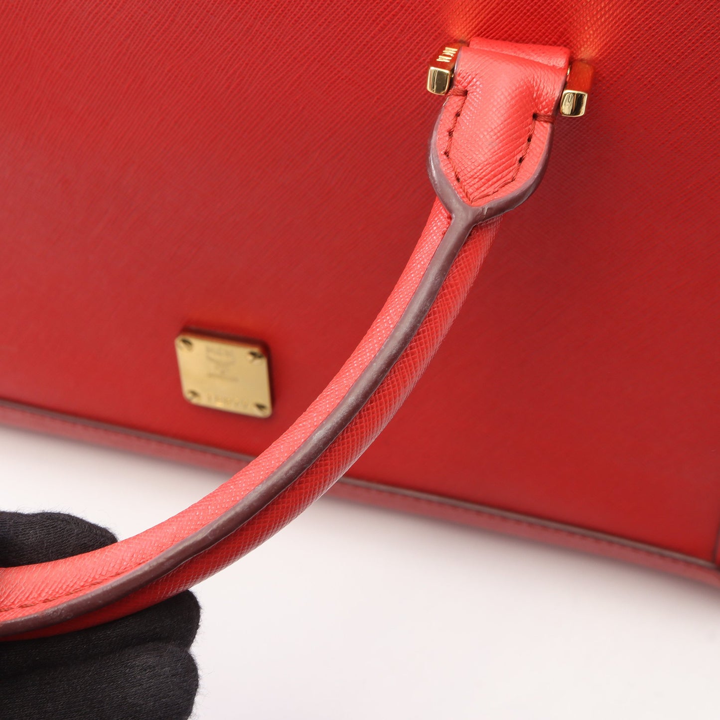 ロゴ 2WAY ハンドバッグ レザー レッド エムシーエム
