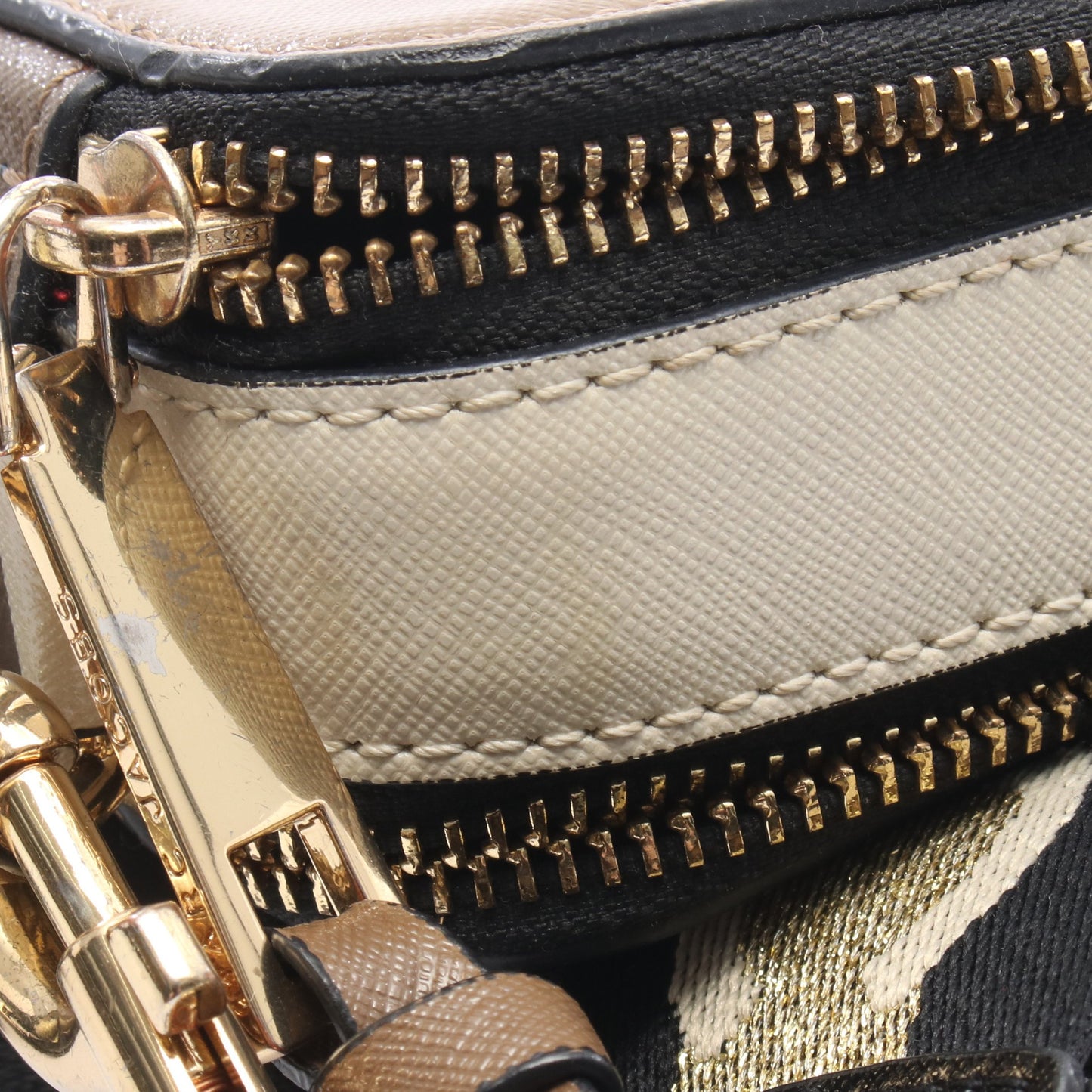 SNAPSHOT スナップショット ショルダーバッグ レザー グレーブラウン アイボリー マークジェイコブス バッグ MARC JACOBS