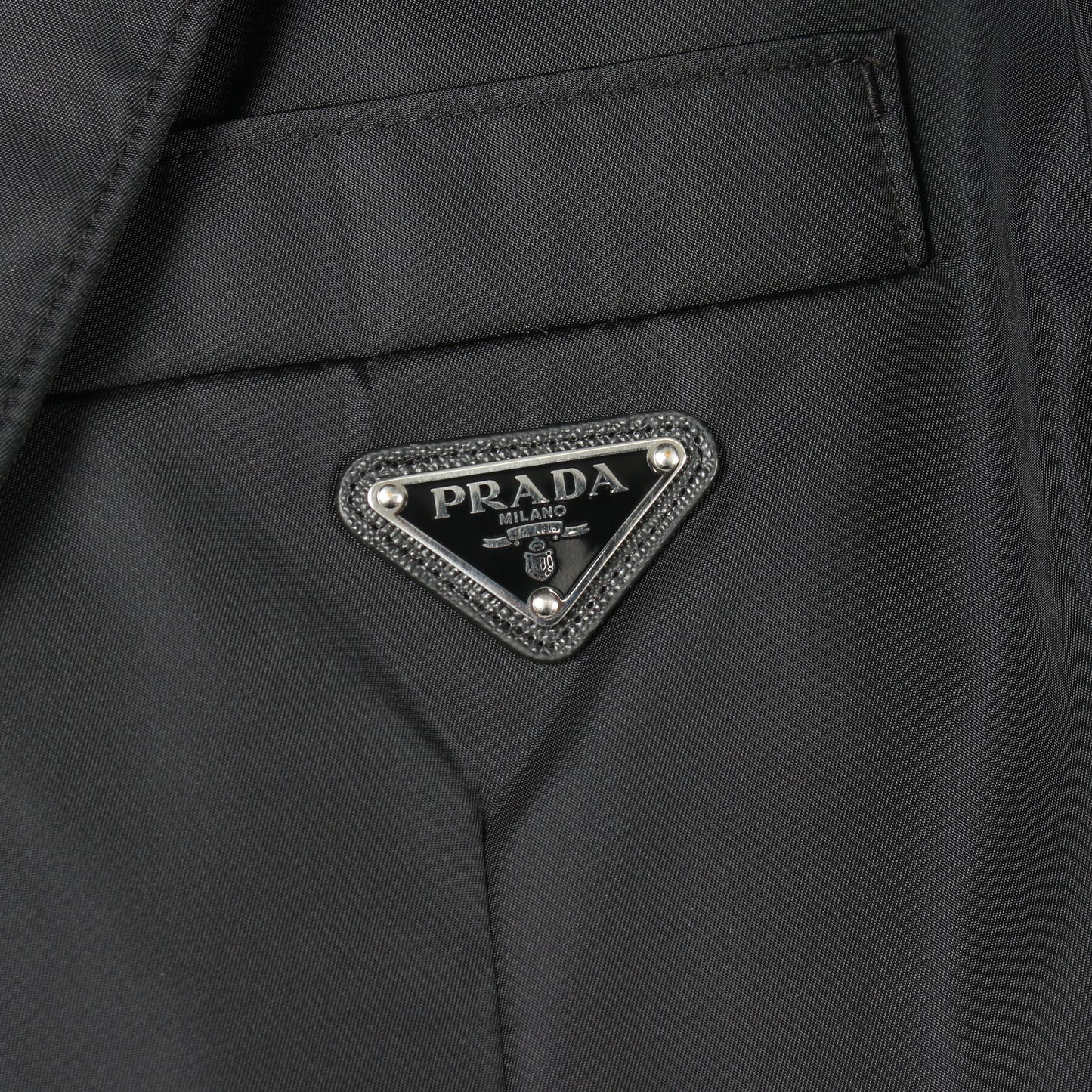 Re-Nylon 三角プレート テーラードジャケット ナイロン ブラック プラダ アウター PRADA