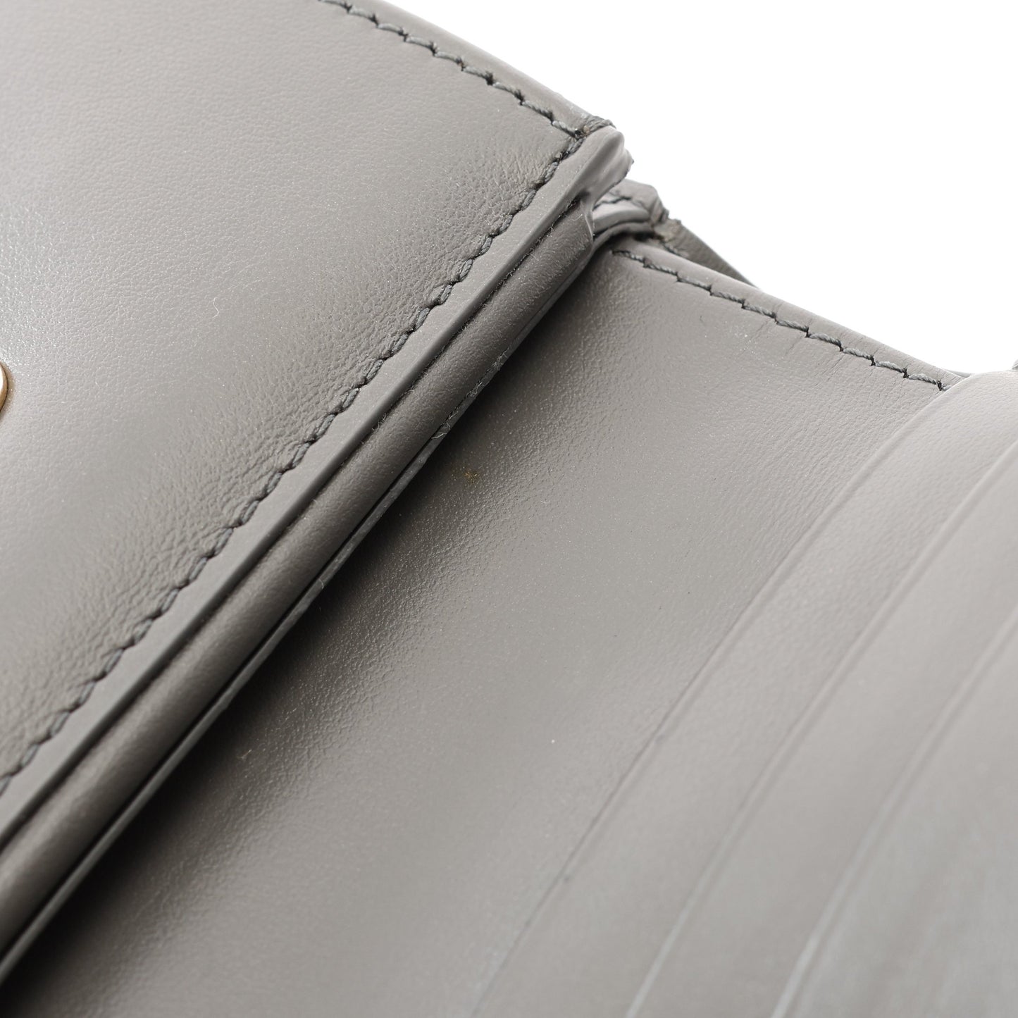 トリオンフ 三つ折り財布 レザー グレー セリーヌ 財布・小物 CELINE