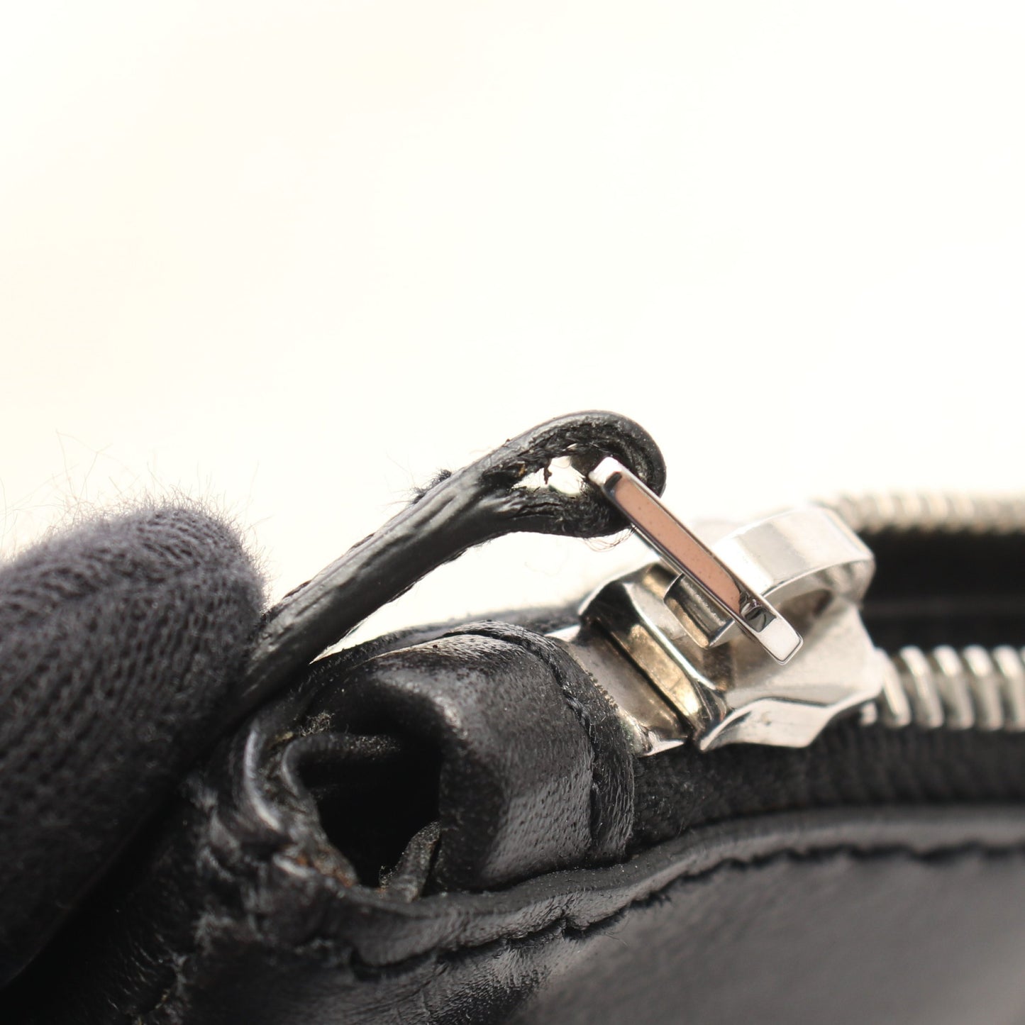 ネイビークリップ M クラッチバッグ キャンバス レザー アイボリー ブラック バレンシアガ バッグ BALENCIAGA