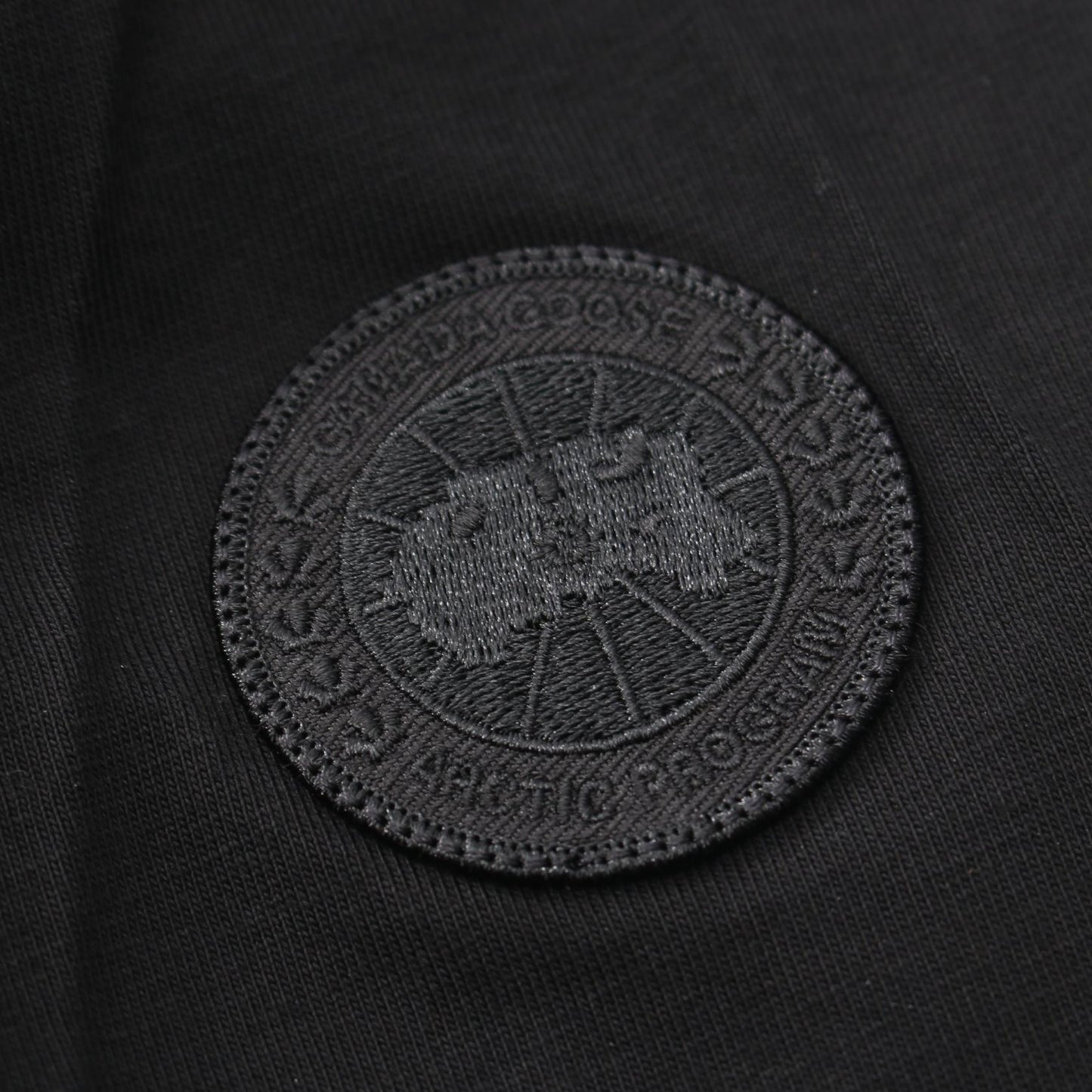 NOVO T-SHIRT TONAL LABEL ノヴォ 半袖Tシャツ コットン ブラック カナダグース