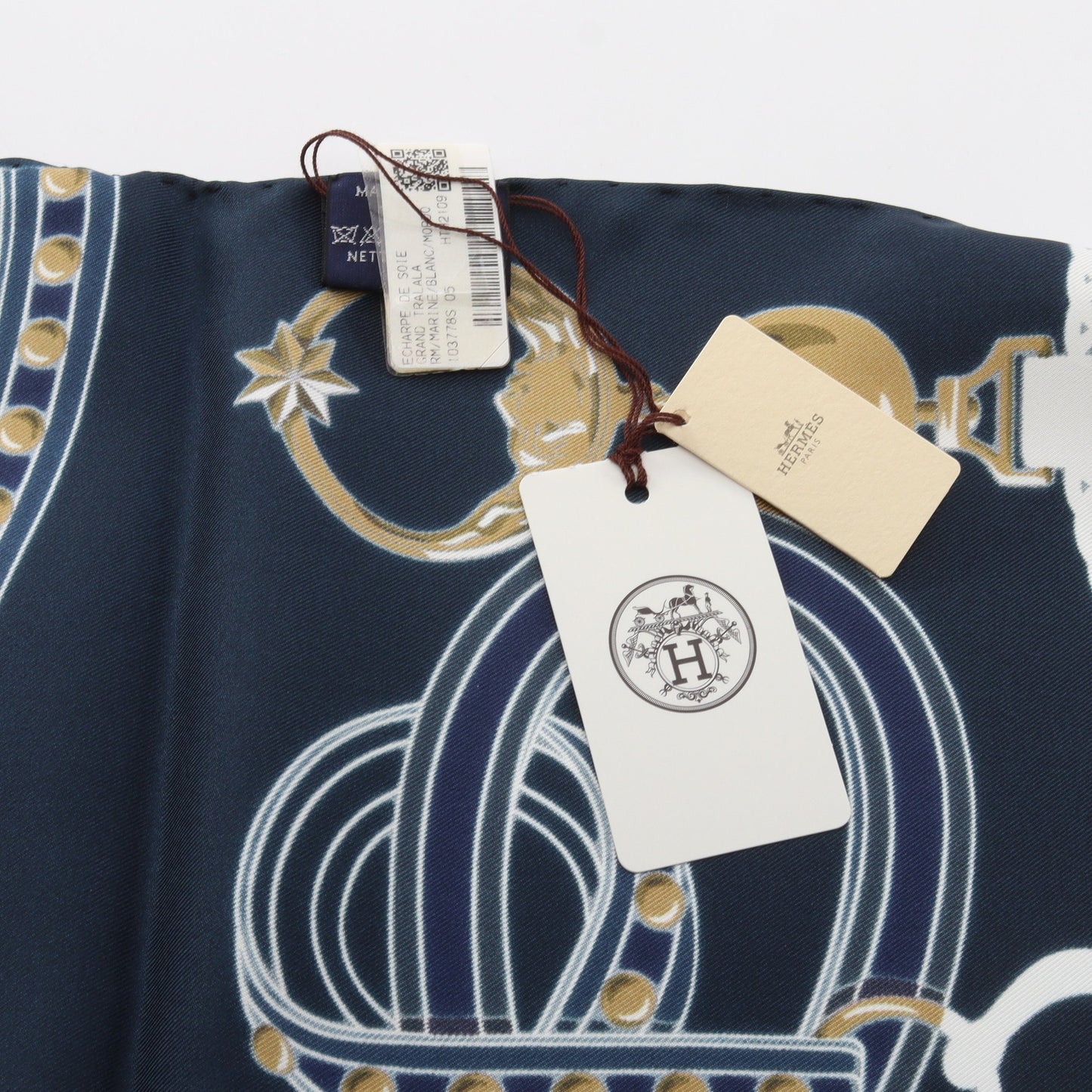 マキシツイリー GRAND TRALALA スカーフ シルク ネイビー マルチカラー エルメス