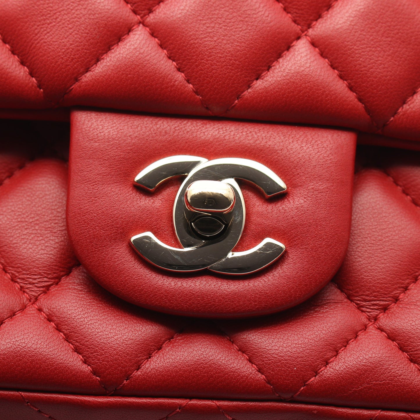 ミニマトラッセ20 チェーンショルダーバッグ ラムスキン レッド ゴールド金具 シャネル バッグ CHANEL