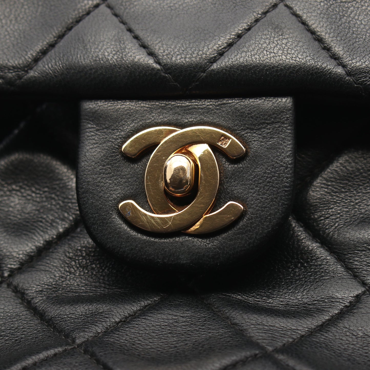 ミニマトラッセ20 チェーンショルダーバッグ ラムスキン ブラック ゴールド金具 シャネル バッグ CHANEL