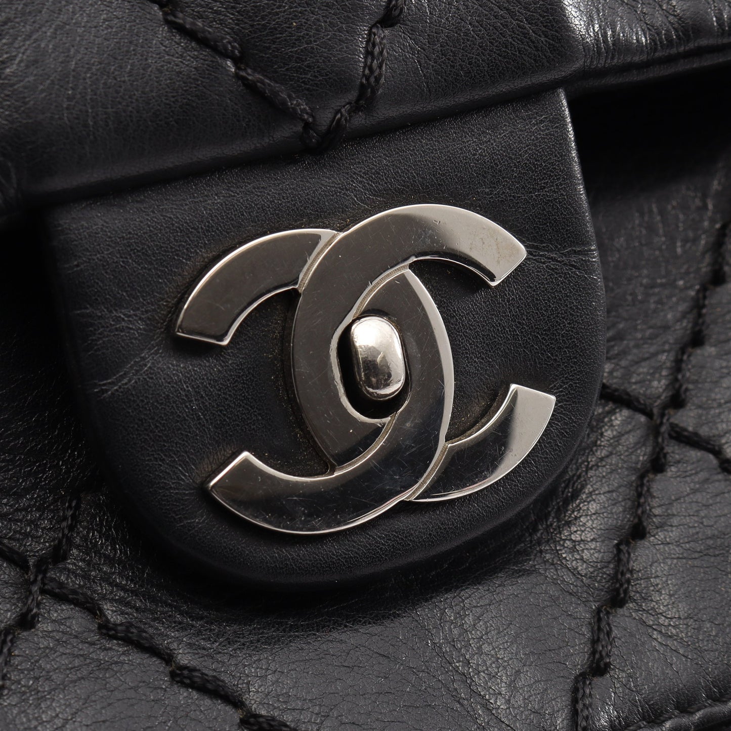 ワイルドステッチ チェーンショルダーバッグ カーフレザー ブラック シルバー金具 シャネル バッグ CHANEL