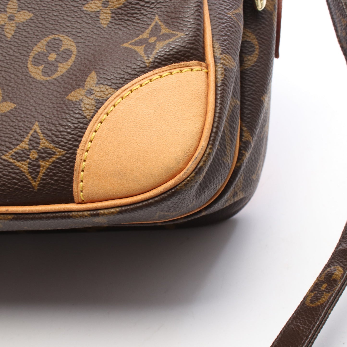 ナイル モノグラム ショルダーバッグ PVC レザー ブラウン ルイヴィトン バッグ LOUIS VUITTON