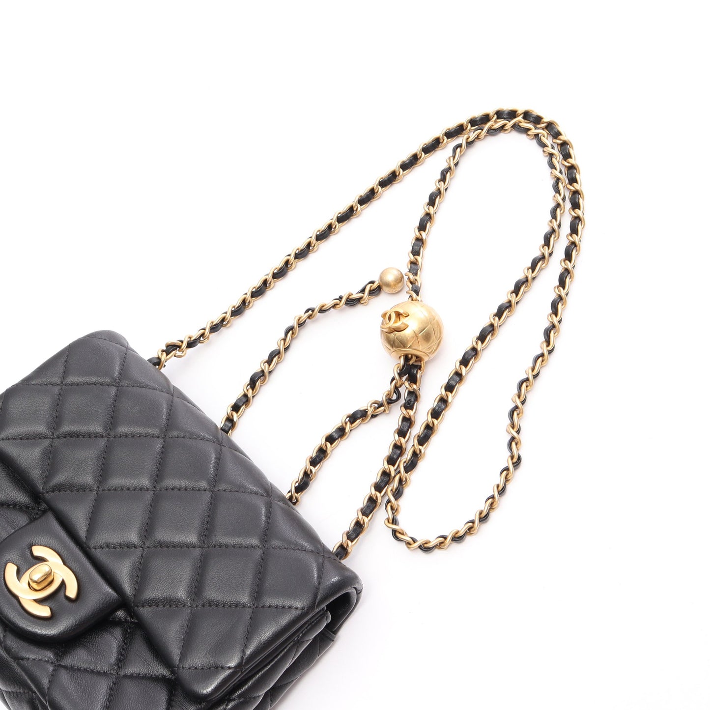ミニマトラッセ チェーンショルダーバッグ ラムスキン ブラック ゴールド金具 シャネル バッグ CHANEL