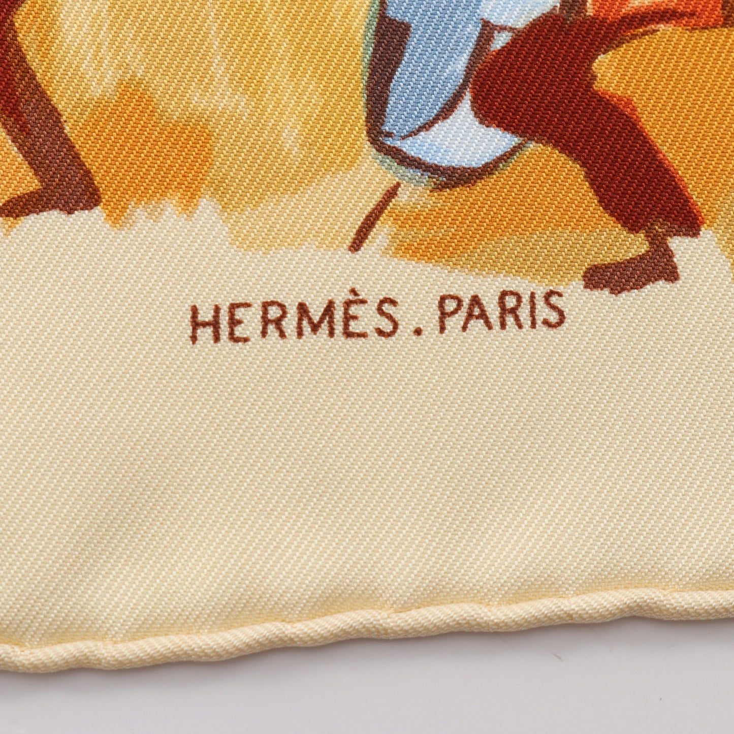 プチカレ カレ40 CONCERTO スカーフ シルク アイボリー ベージュ マルチカラー エルメス 財布・小物 HERMES