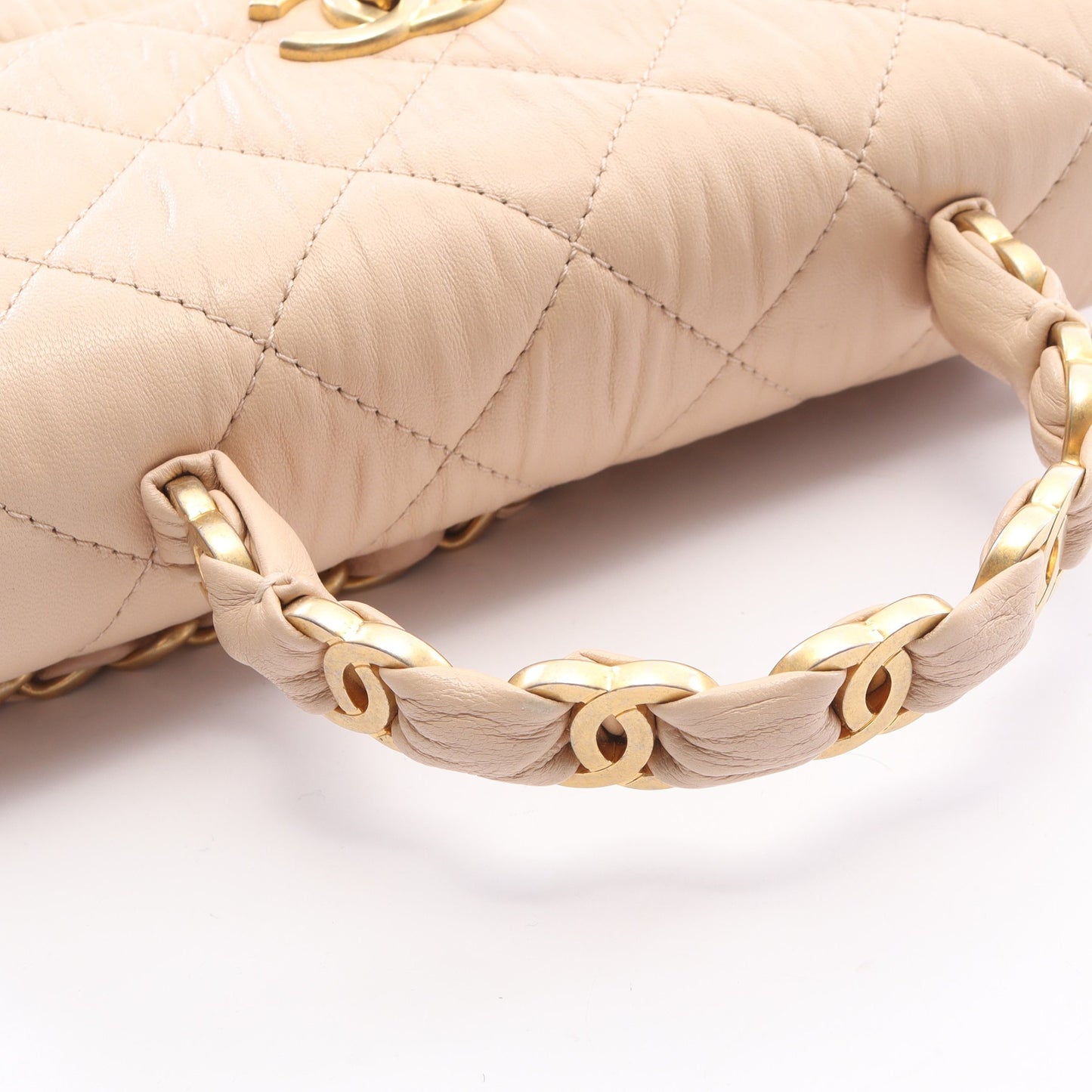 マトラッセ トップハンドル 2WAY チェーンショルダーバッグ レザー ベージュ ゴールド金具 シャネル