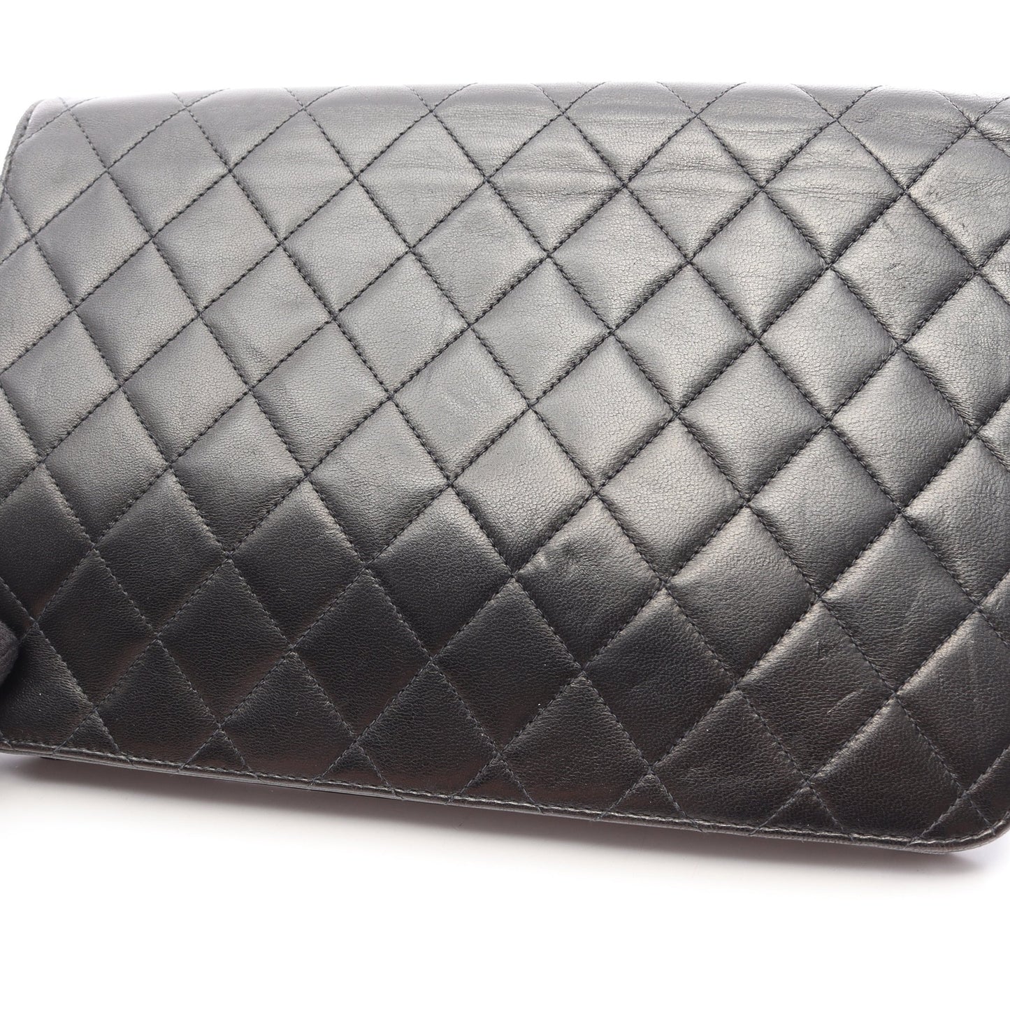 マトラッセ シングルフラップ チェーンショルダーバッグ ラムスキン ブラック ゴールド金具 シャネル
