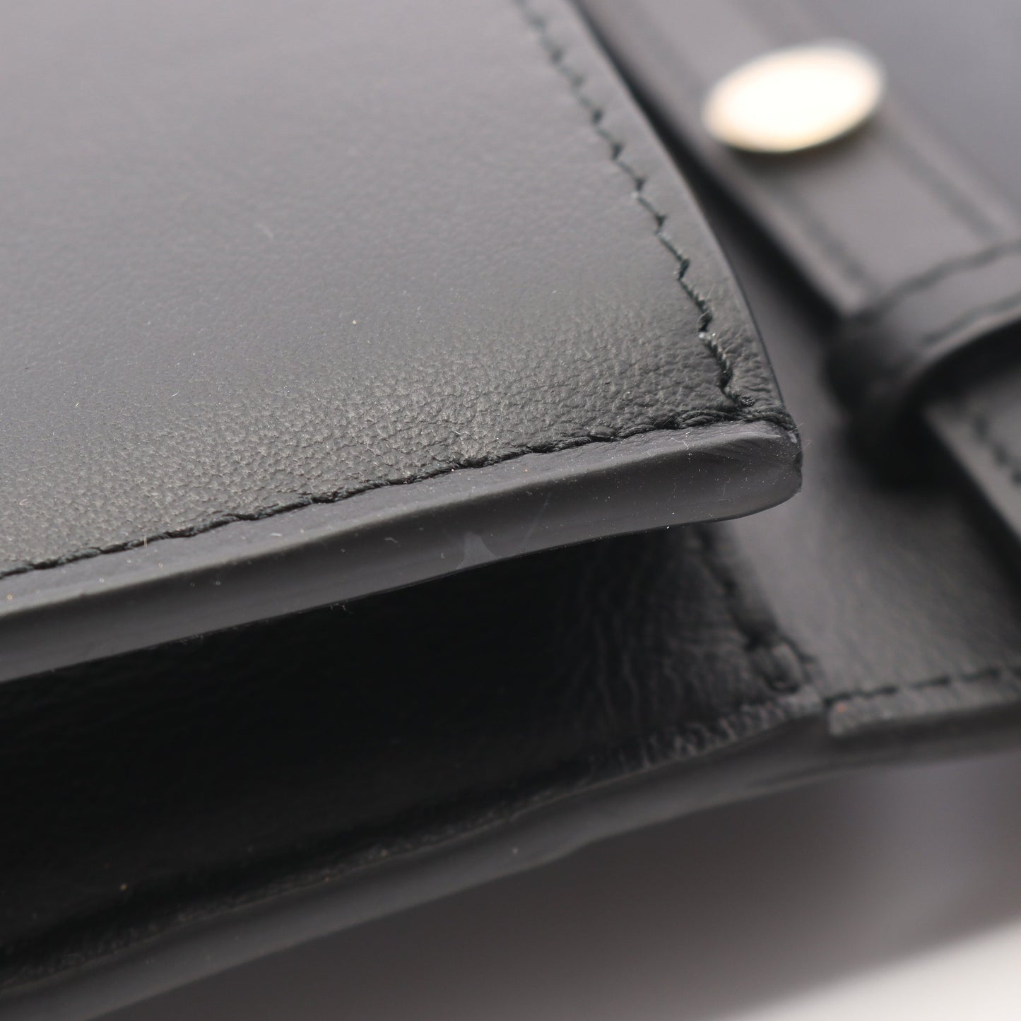 インフィニートゥム チェーンウォレット レザー ブラック ブルガリ