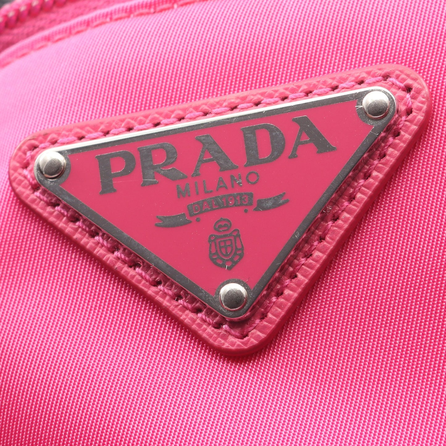 三角プレート ポーチ ナイロン ピンク プラダ 財布・小物 PRADA