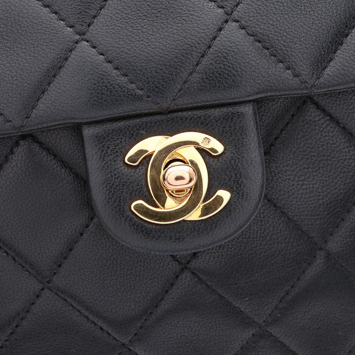 ミニマトラッセ20 チェーンショルダーバッグ ラムスキン ブラック ゴールド金具 シャネル バッグ CHANEL