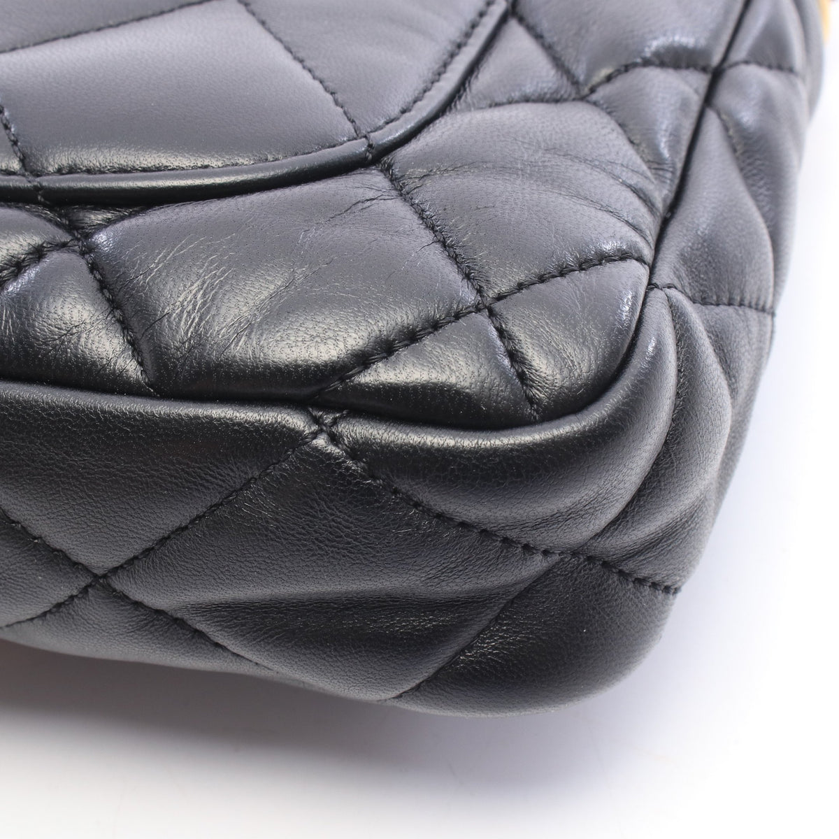 マトラッセ スモールフラップバッグ チェーンショルダーバッグ レザー ブラック ゴールド金具 シャネル バッグ CHANEL
