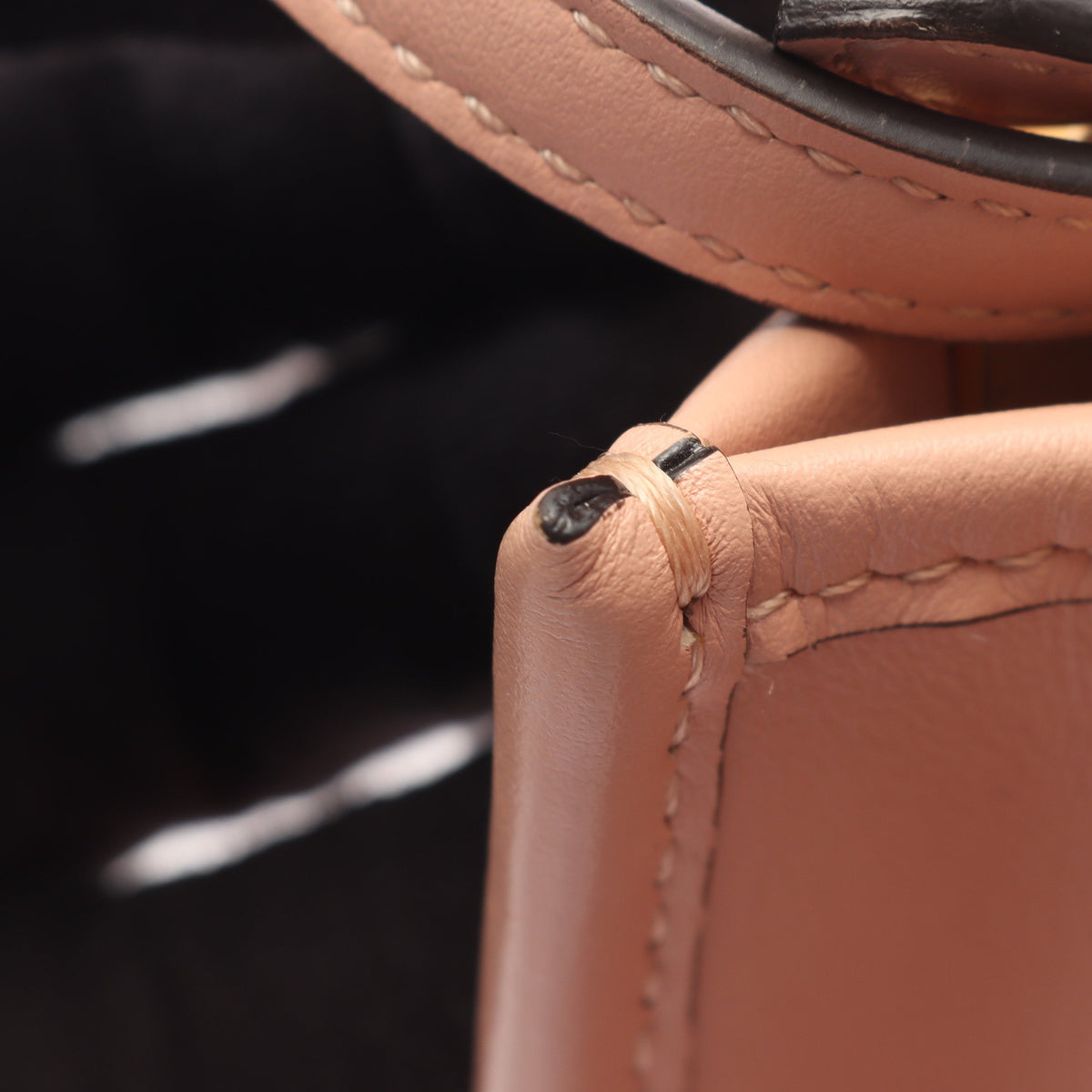 サンシャインショッパー ミニ 2WAY ハンドバッグ レザー ピンク フェンディ バッグ FENDI