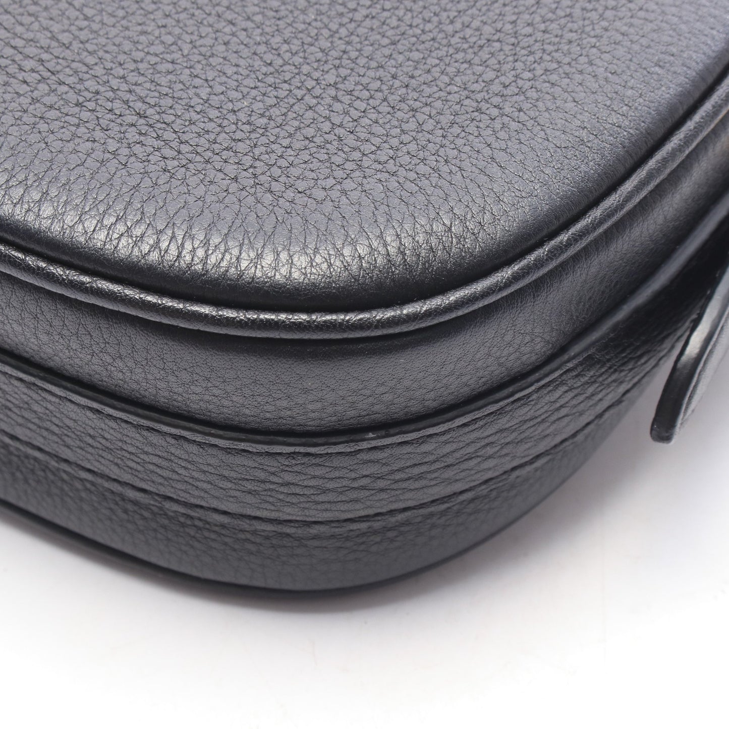 LV PONT 9 LVポンヌフ ソフトPM ノワール ショルダーバッグ レザー ブラック ルイヴィトン