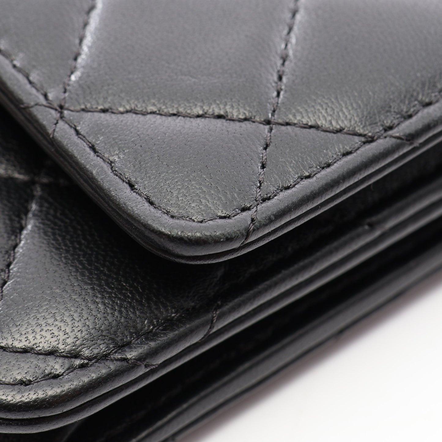 マトラッセ チェーンウォレット ラムスキン ブラック シルバー金具 シャネル