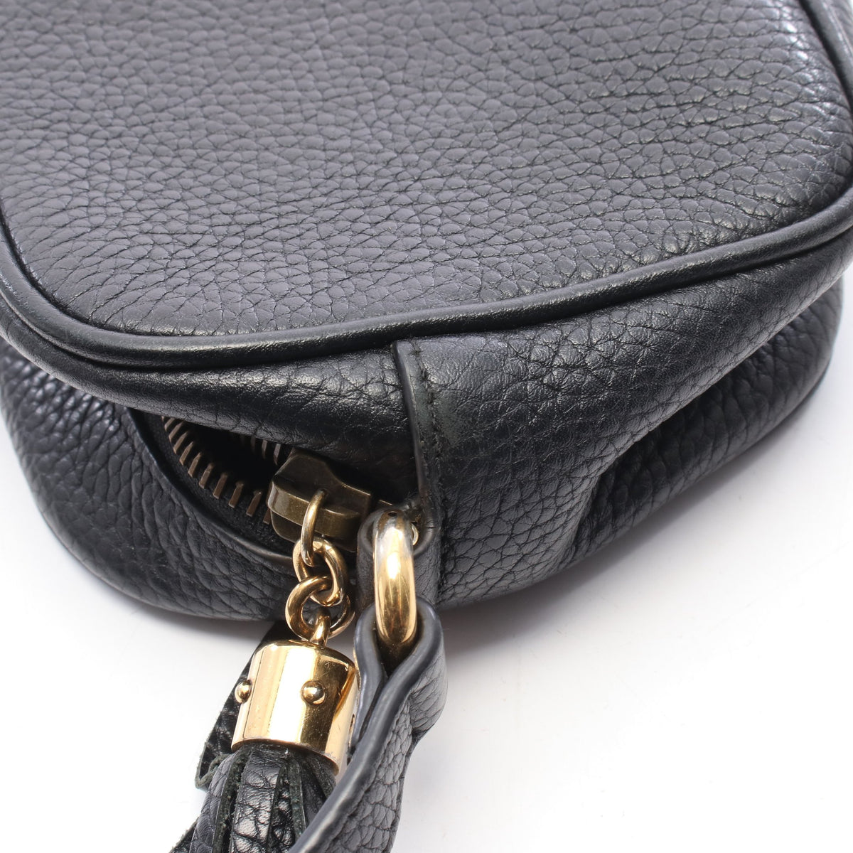 ソーホー インターロッキングG タッセル ショルダーバッグ レザー ブラック グッチ バッグ GUCCI