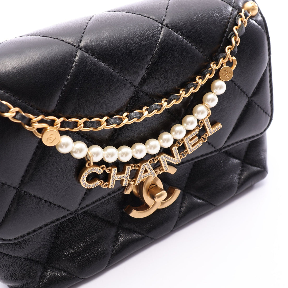 マトラッセ ミニフラップバッグ チェーンショルダーバッグ ラムスキン ブラック ゴールド金具 シャネル バッグ CHANEL