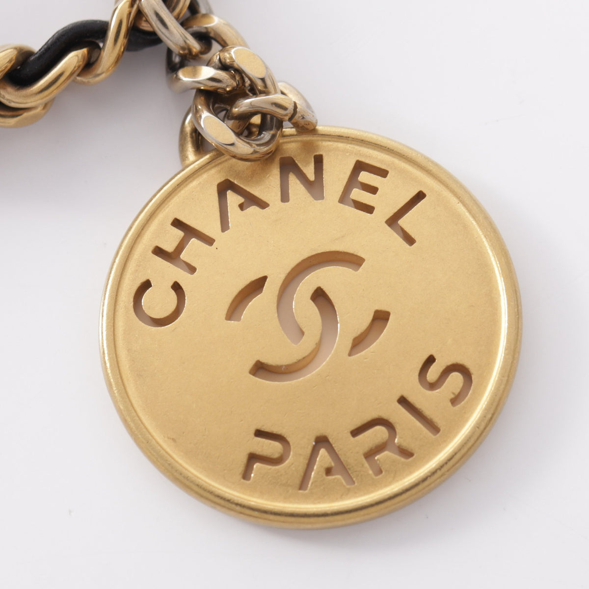 CHANEL 22 ミニ チェーンショルダーバッグ レザー ブラック ゴールド金具 シャネル バッグ CHANEL