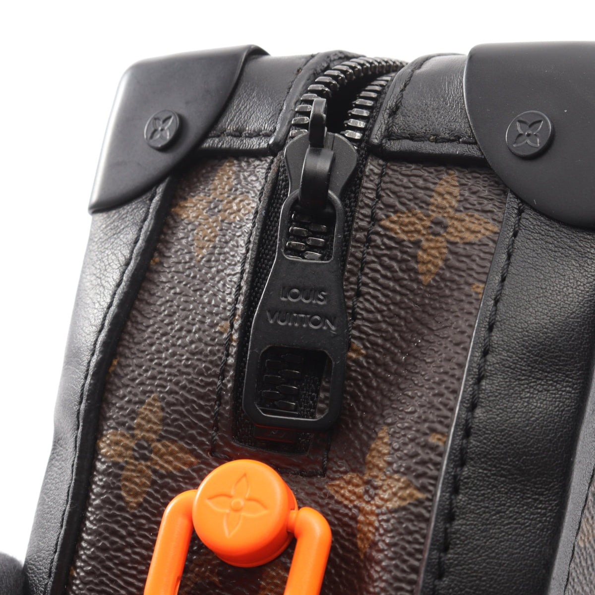 ソフトトランク モノグラムソーラーレイ ショルダーバッグ PVC レザー ブラウン ブラック ルイヴィトン バッグ LOUIS VUITTON