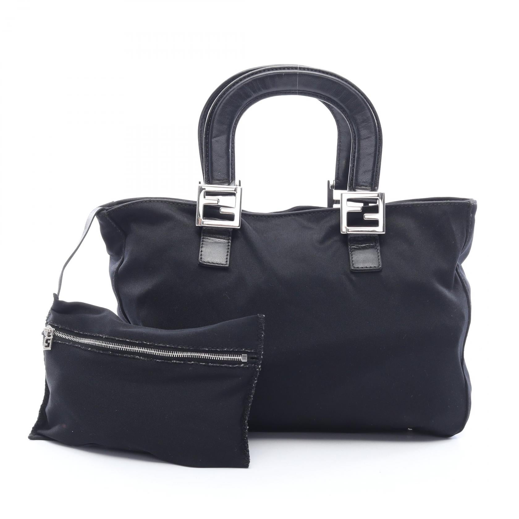 FENDI　フェンディ　ハンドバッグ　ポーチ　未使用 フェンディ ポーチ付き ハンドバッグ ブラック系 – RECLO