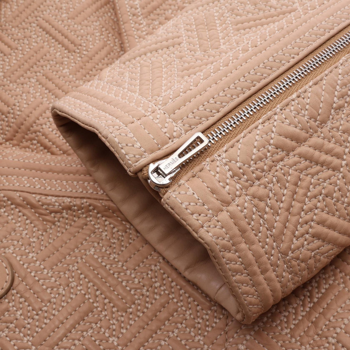 エルメス 幾何学模様 革ジャン ベージュ系 アウター HERMES