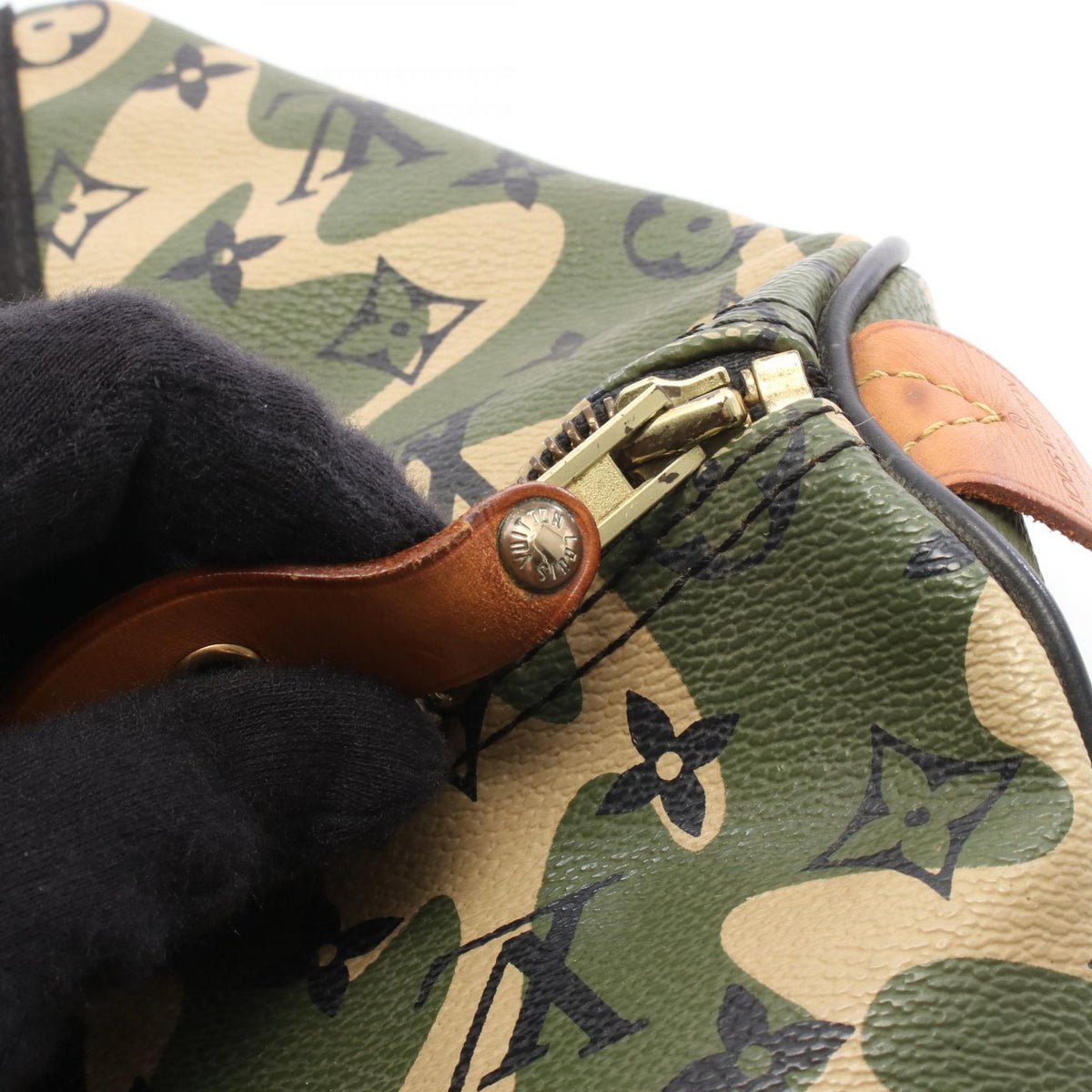 ルイ・ヴィトン LV × TM スピーディ35 モノグラモフラージュ ハンドバッグ カーキ系 ブラウン系 ブラック系 バッグ LOUIS VUITTON
