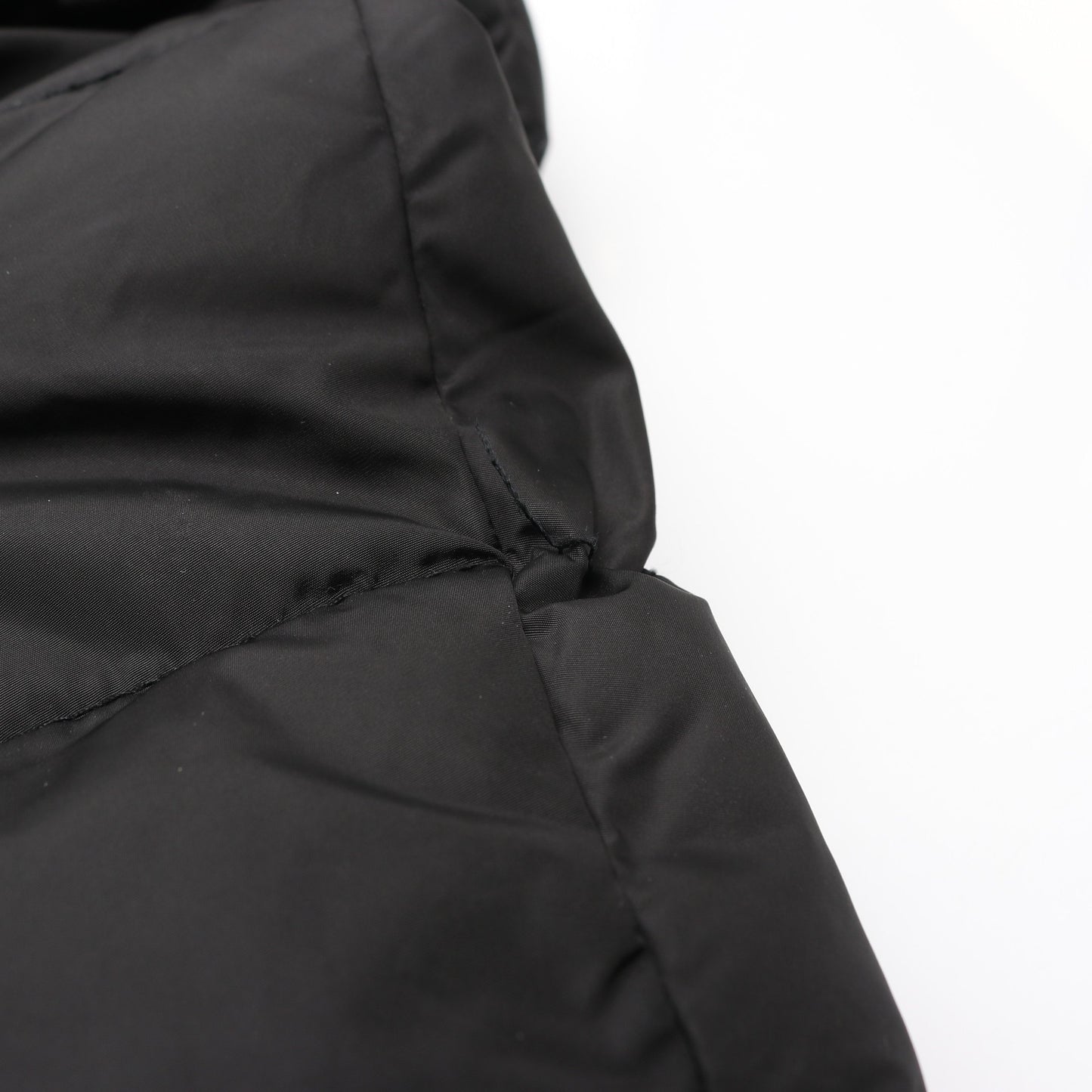 CHARENTE ダウンジャケット ナイロン ブラック フード付き モンクレール アウター MONCLER