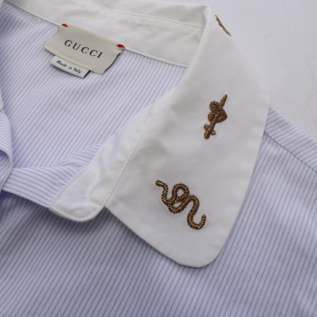 グッチ シンボルズ 刺繍 ストライプ キッズ その他トップス ホワイト系 ブルー系 トップス GUCCI