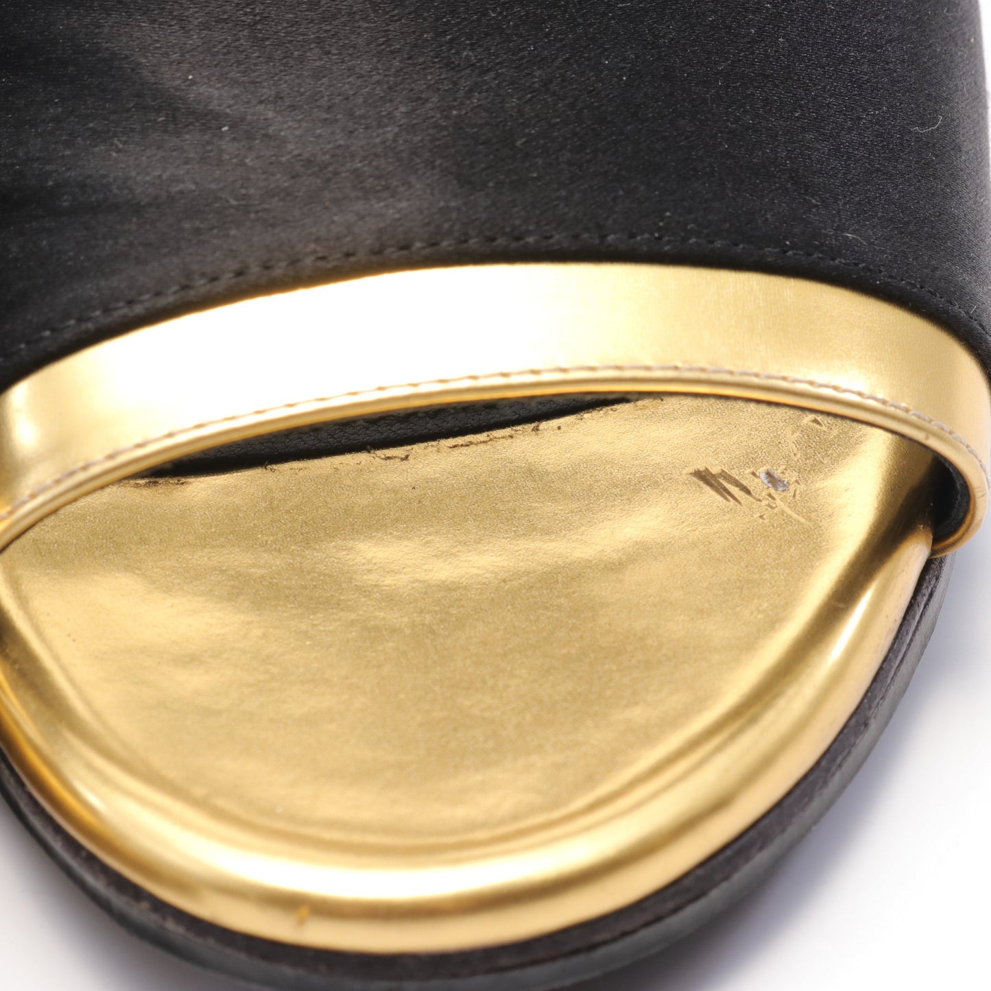 サンダル サテン レザー ブラック ゴールド サルヴァトーレフェラガモ シューズ Salvatore Ferragamo