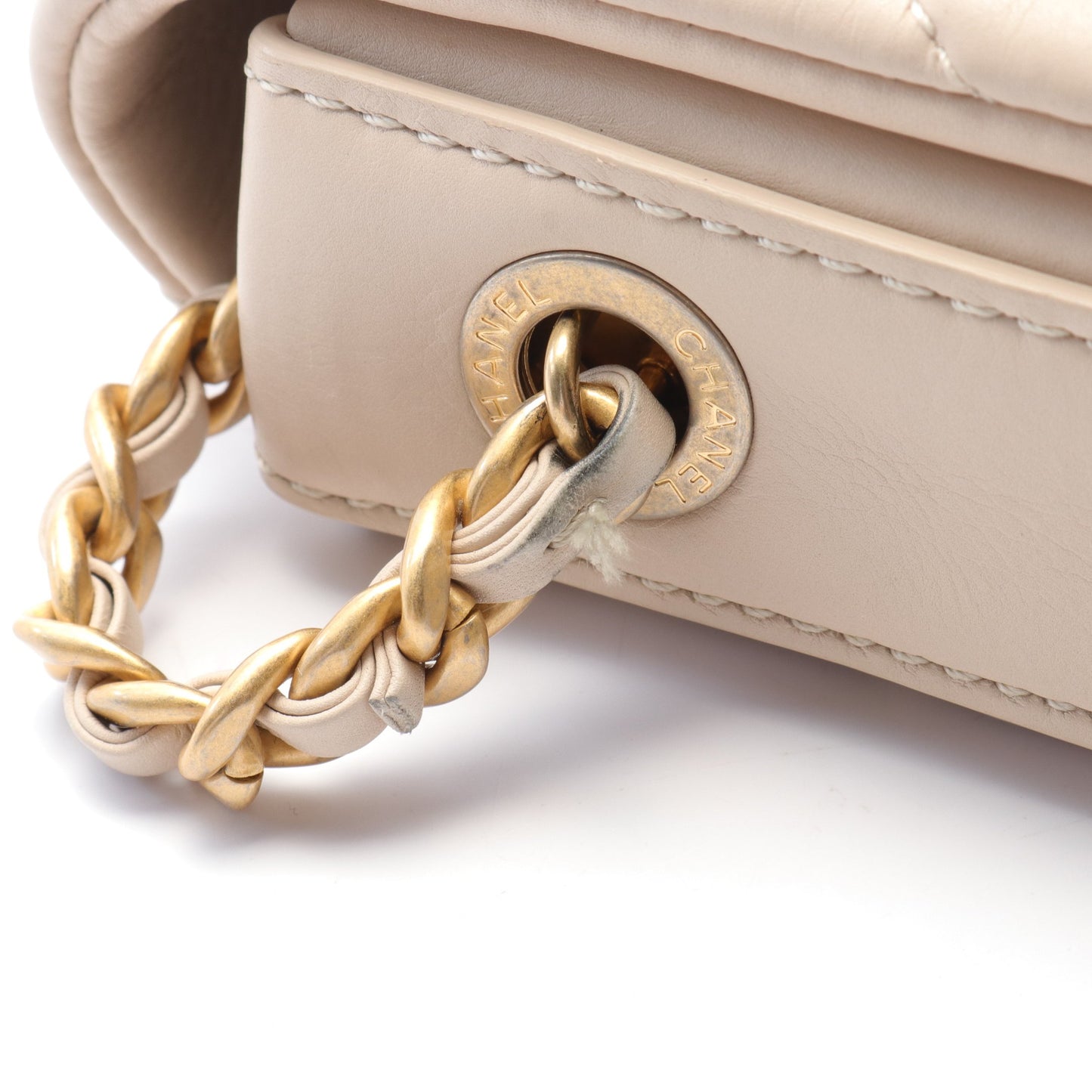 マトラッセ チェーンショルダーバッグ レザー アイボリー ゴールド金具 シャネル バッグ CHANEL