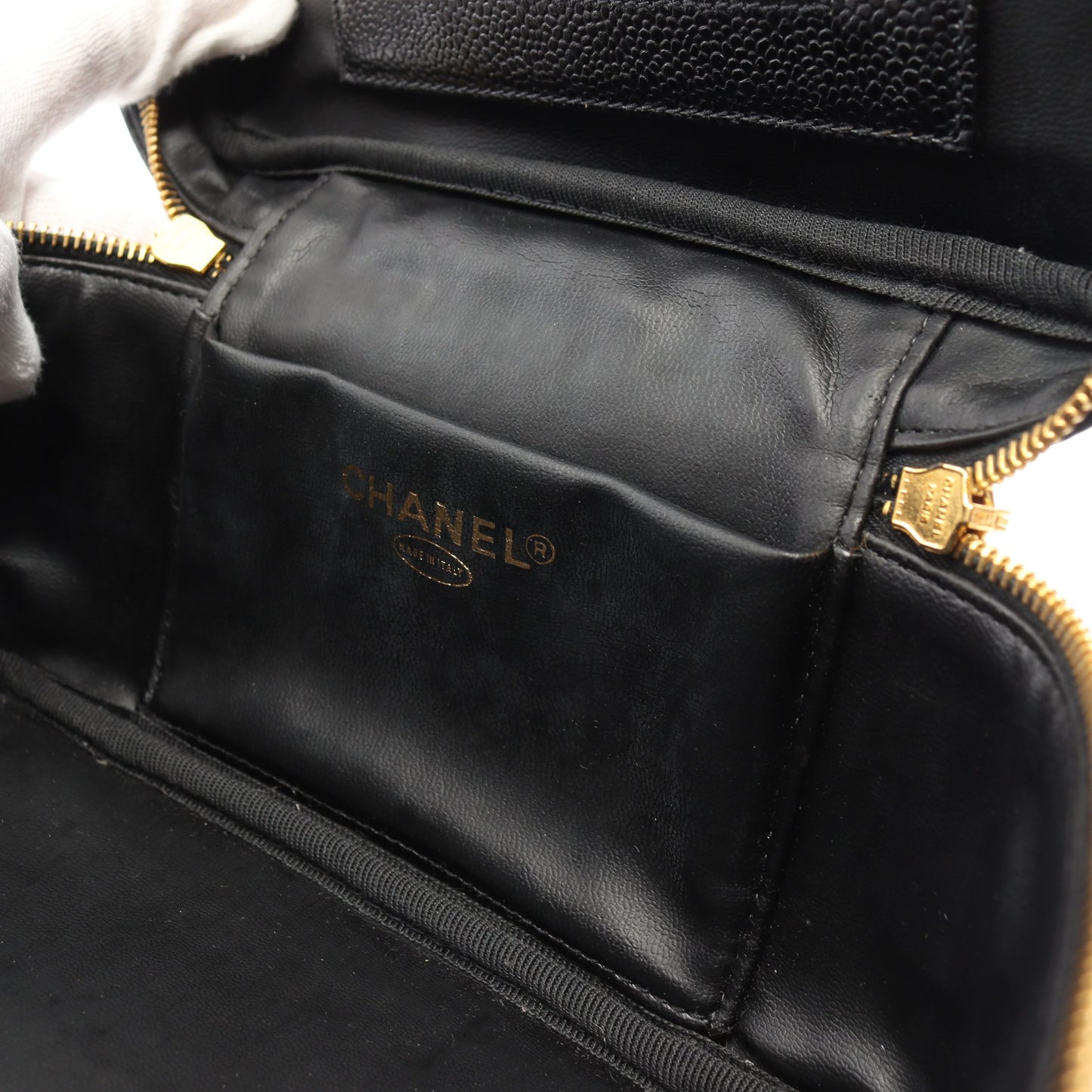 ココマーク ハンドバッグ バニティバッグ キャビアスキン ブラック ゴールド金具 シャネル バッグ CHANEL